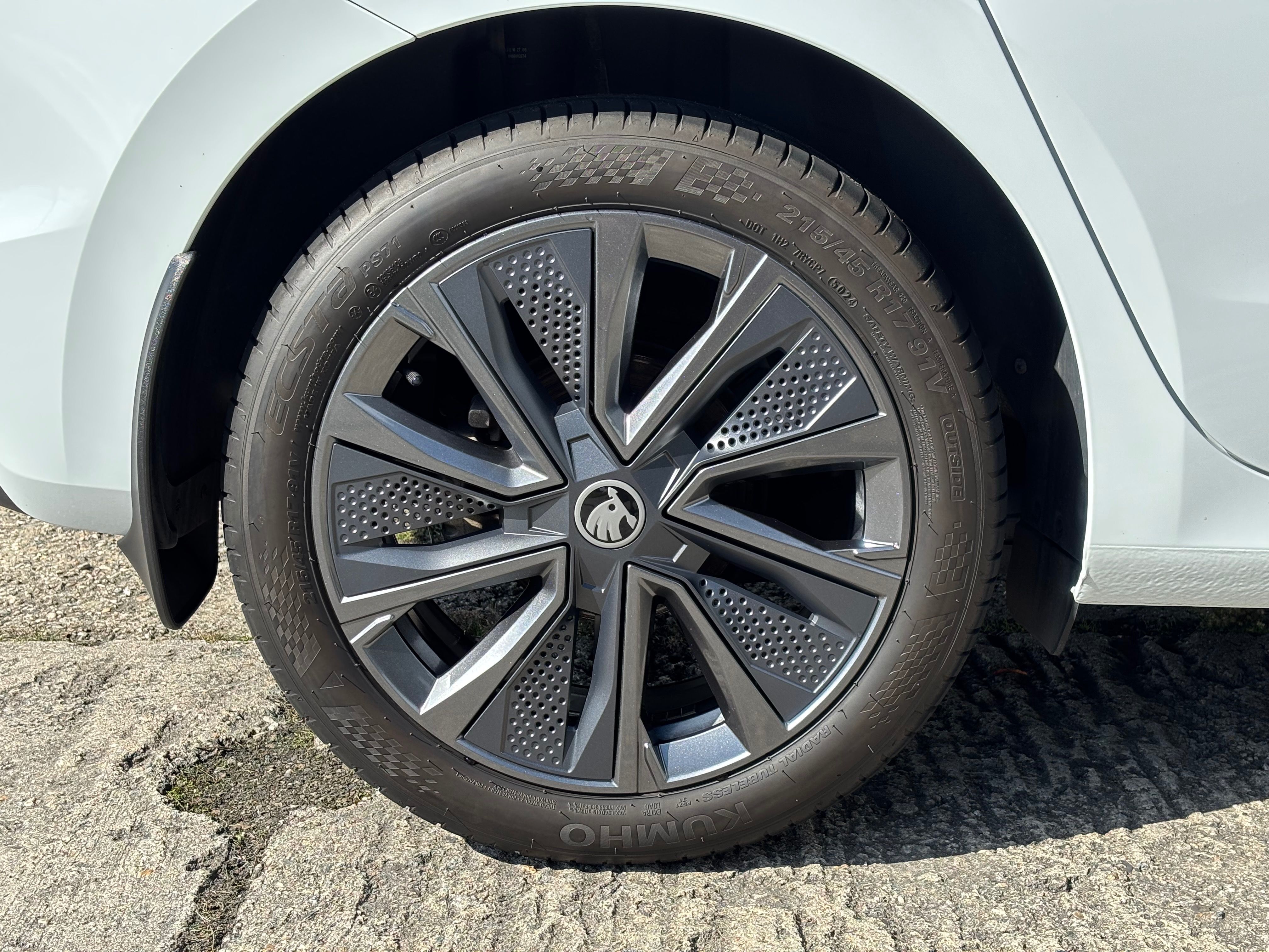 Škoda Fabia, 1.0 TSI 85kw, 1. maj. ČR - fotka 6