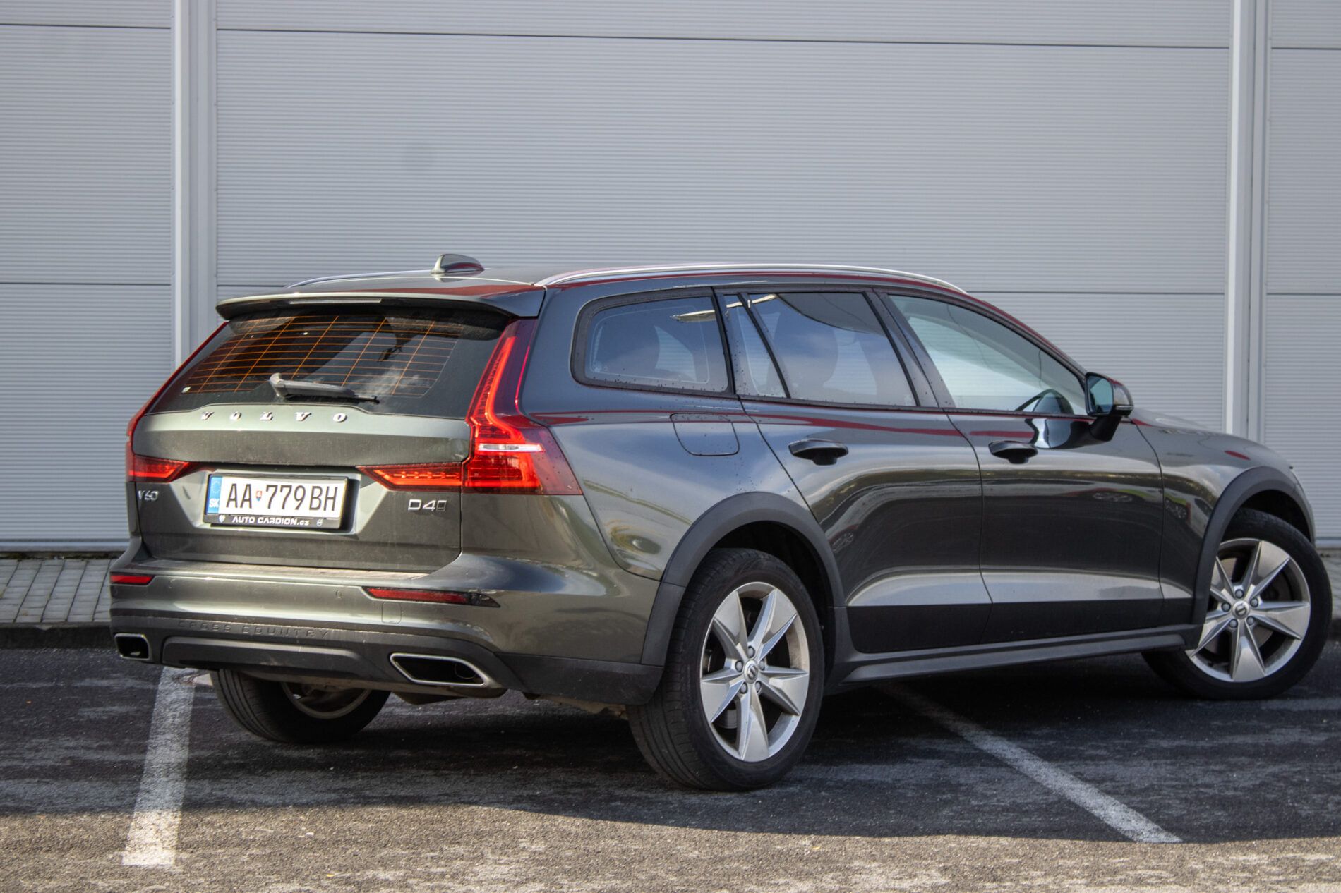Volvo V60 - fotka 5