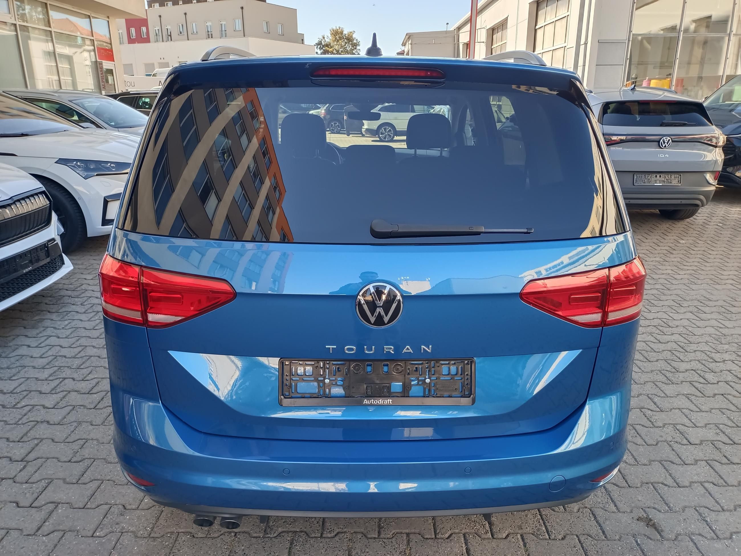 Volkswagen Touran, 2.0 TDI 110kW DSG - fotka 5