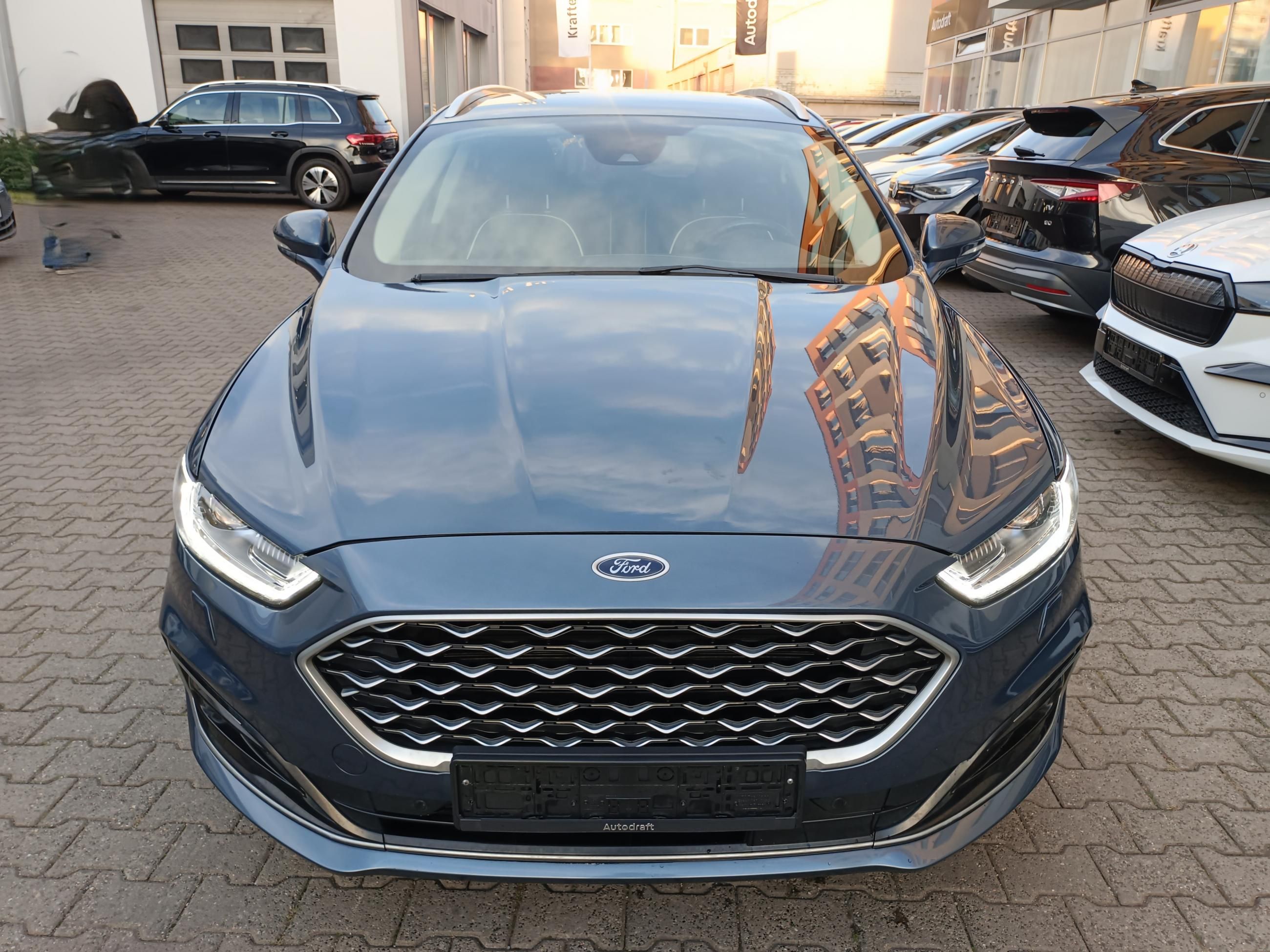 Ford Mondeo, 2.0 TDCi 140kW AUT. Vignale - fotka 2