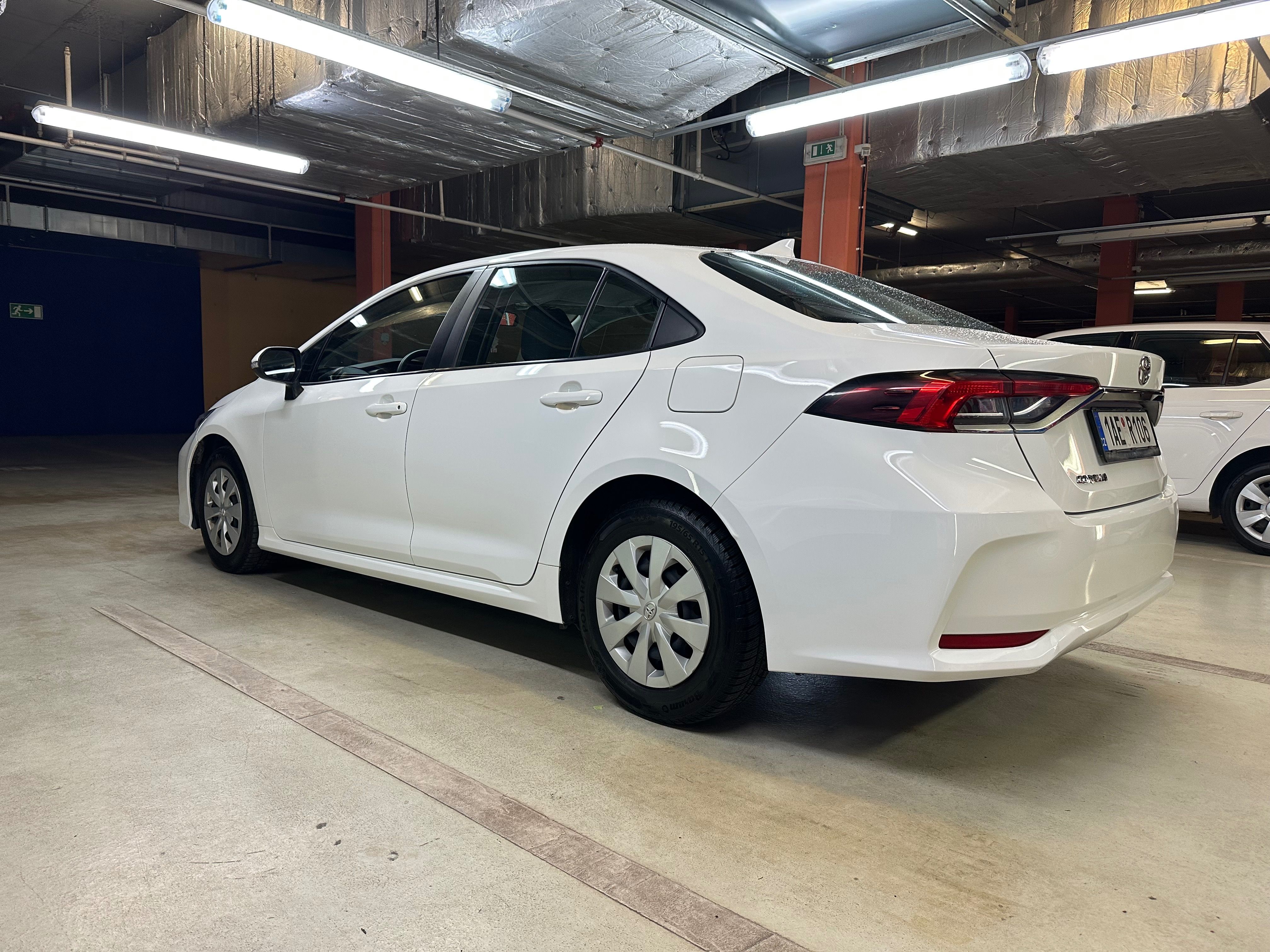 Toyota Corolla, 1.5i, 92kw, manuál - fotka 4