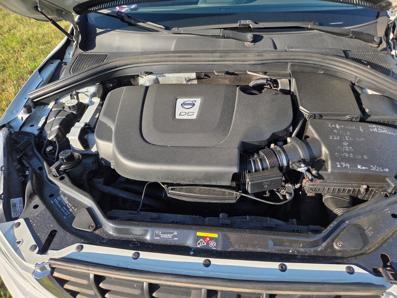 Volvo XC60, Volvo XC60 D5 AWD Summum, 2.4 - fotka 5