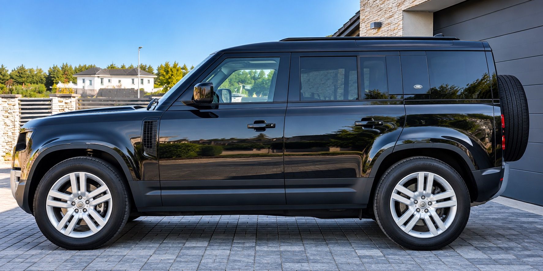 Land Rover Defender, 240 D, PANO, DPH, servsní knih - fotka 4