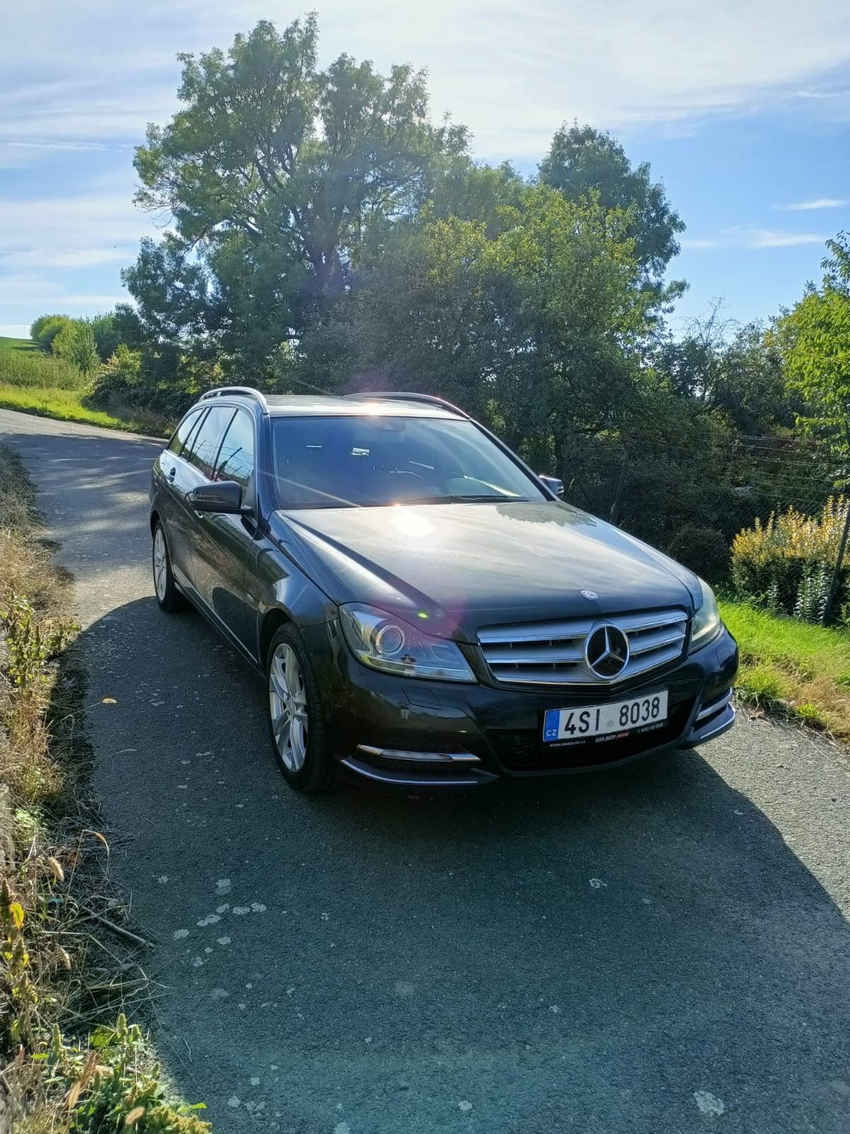 Mercedes-Benz Třídy C, Mercedes Benz C220 CDI - fotka 3