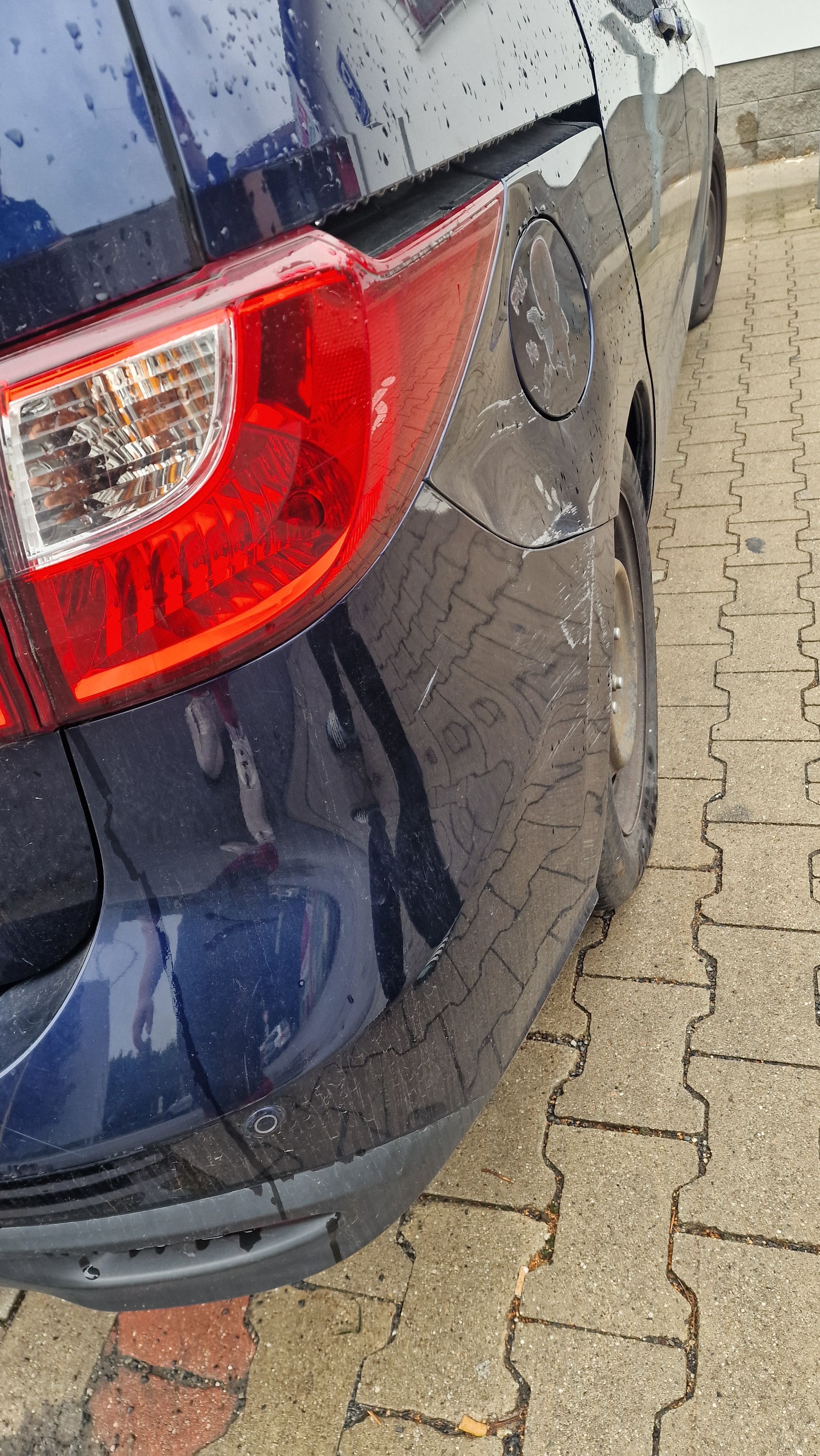 Mazda 5, Mazda 5 - 7 mist - fotka 6