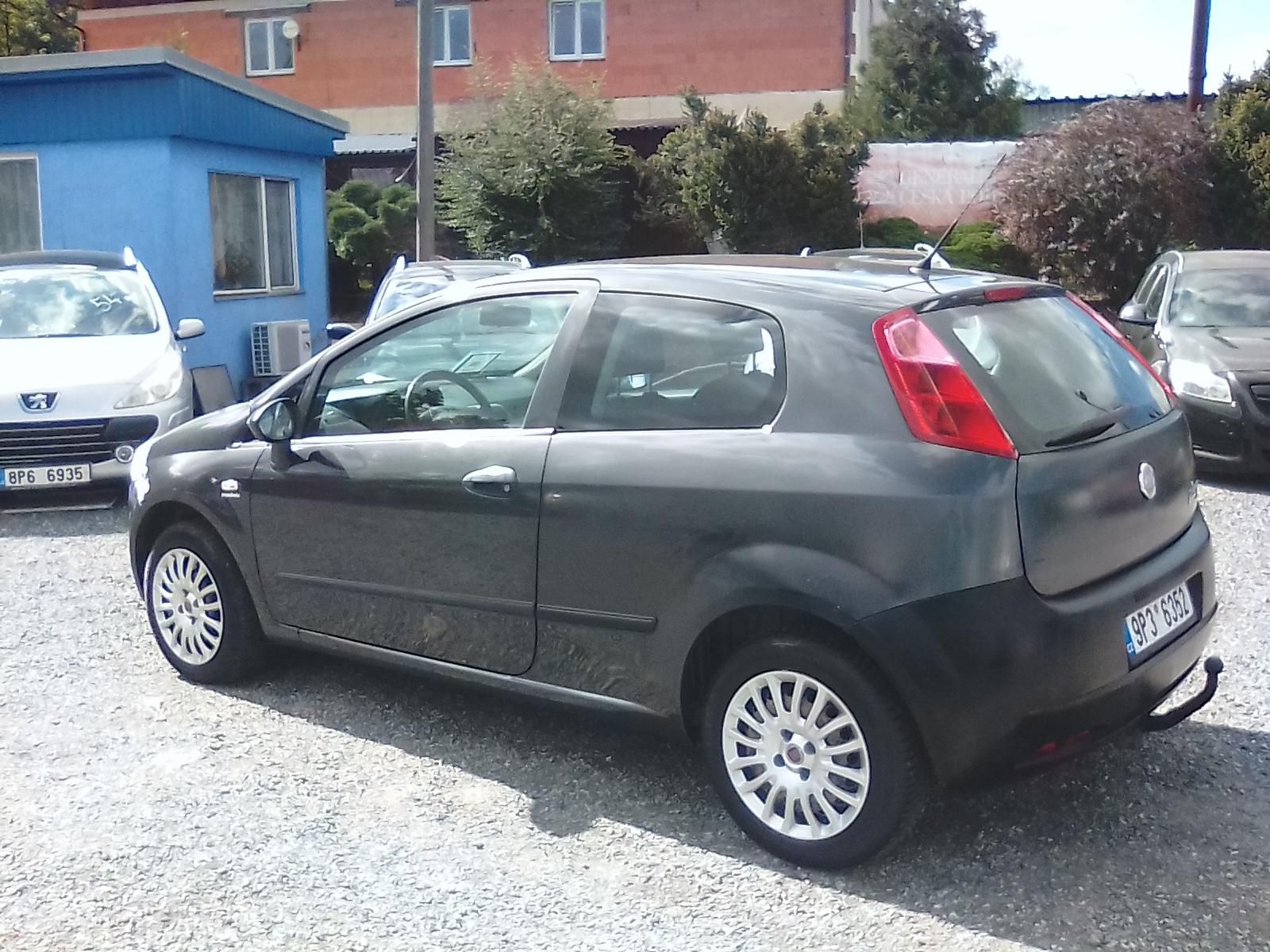 Fiat Punto, 1.2i , 2.majitel - fotka 4