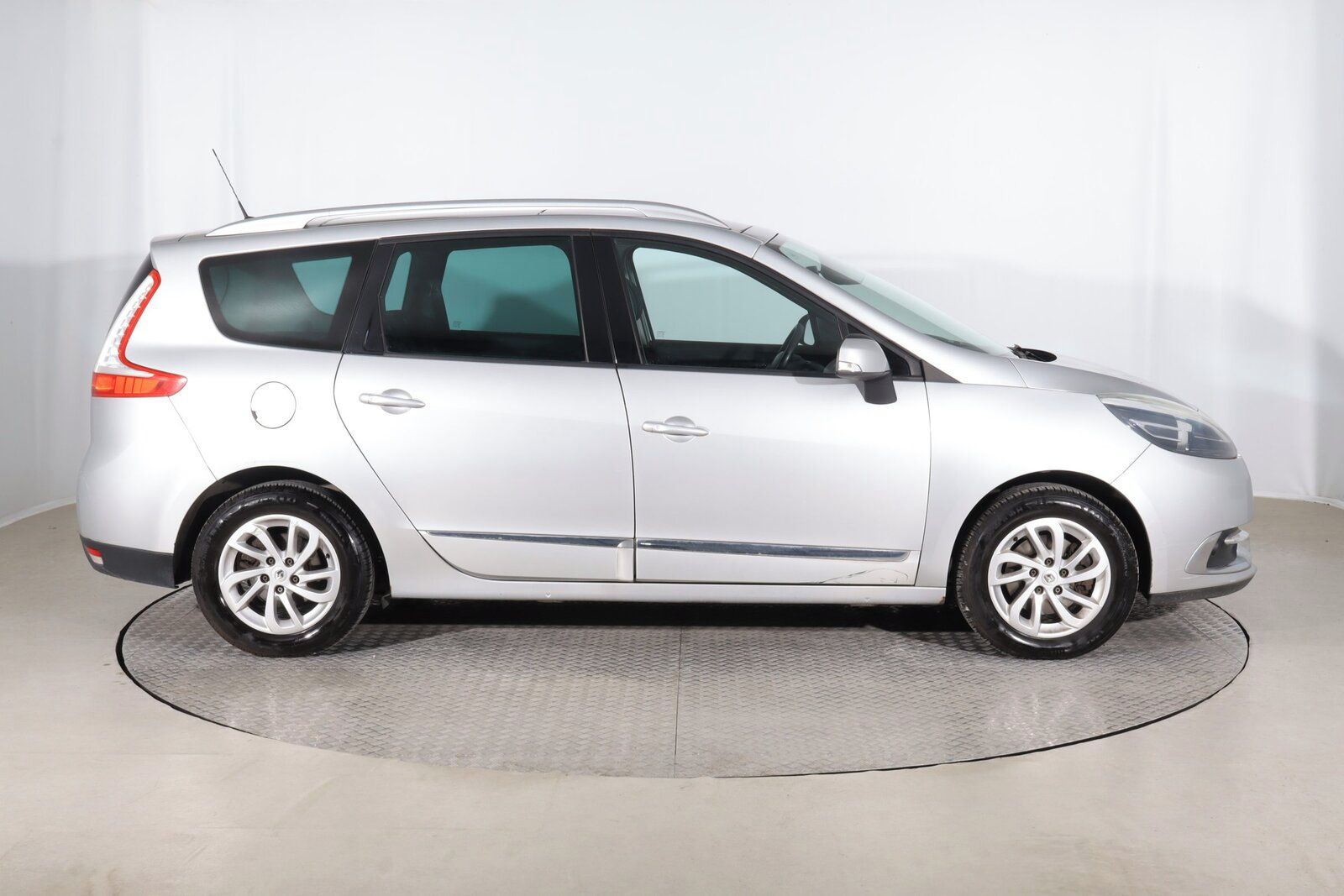 Renault Grand Scénic, 1.6 16V, Serv.kniha - fotka 6