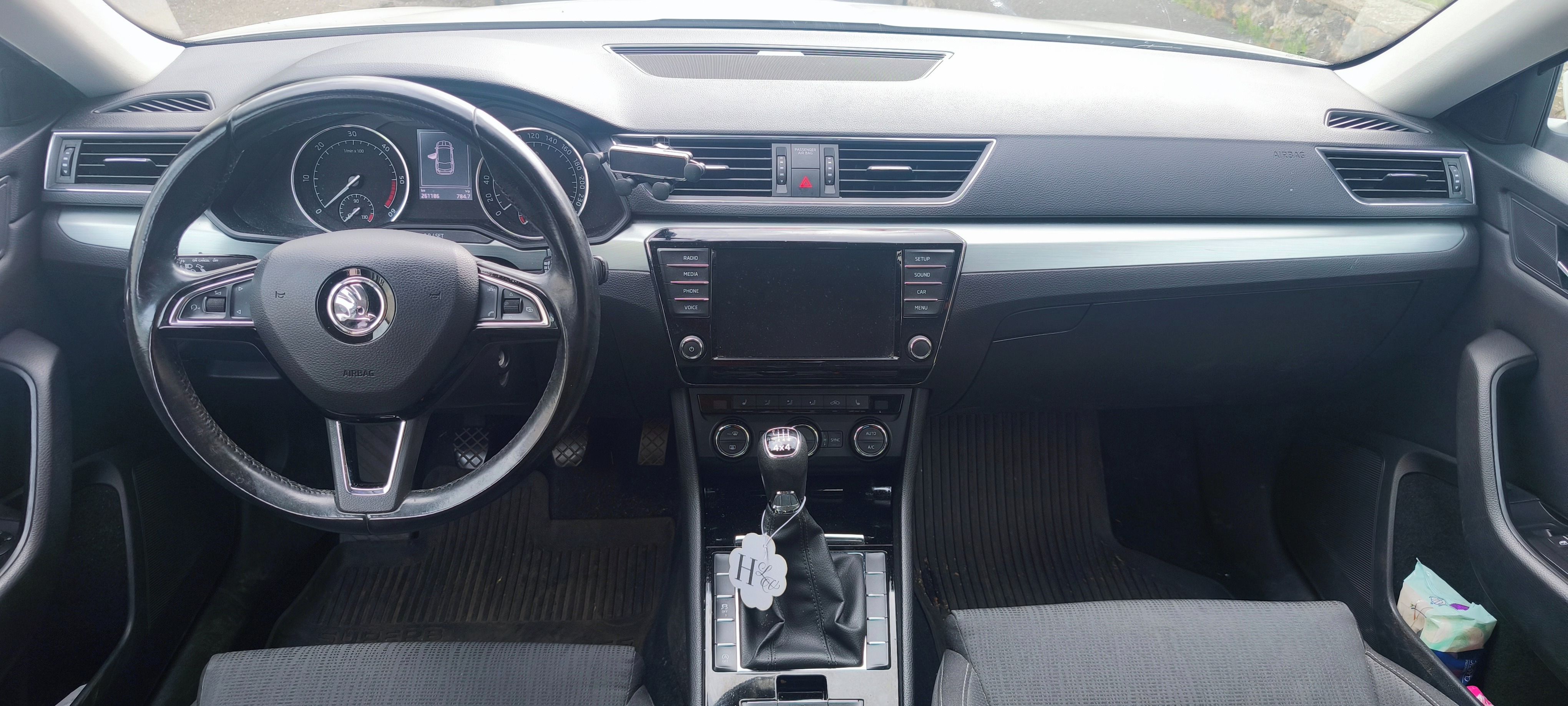 Škoda Superb, Škoda Superb combi 2,0TDI 4x4 - fotka 6