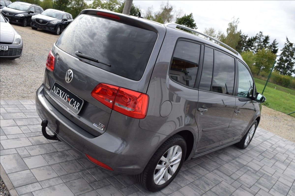 Volkswagen Touran, 1,6 d 77KW BIXENON TAŽNÉ - fotka 6