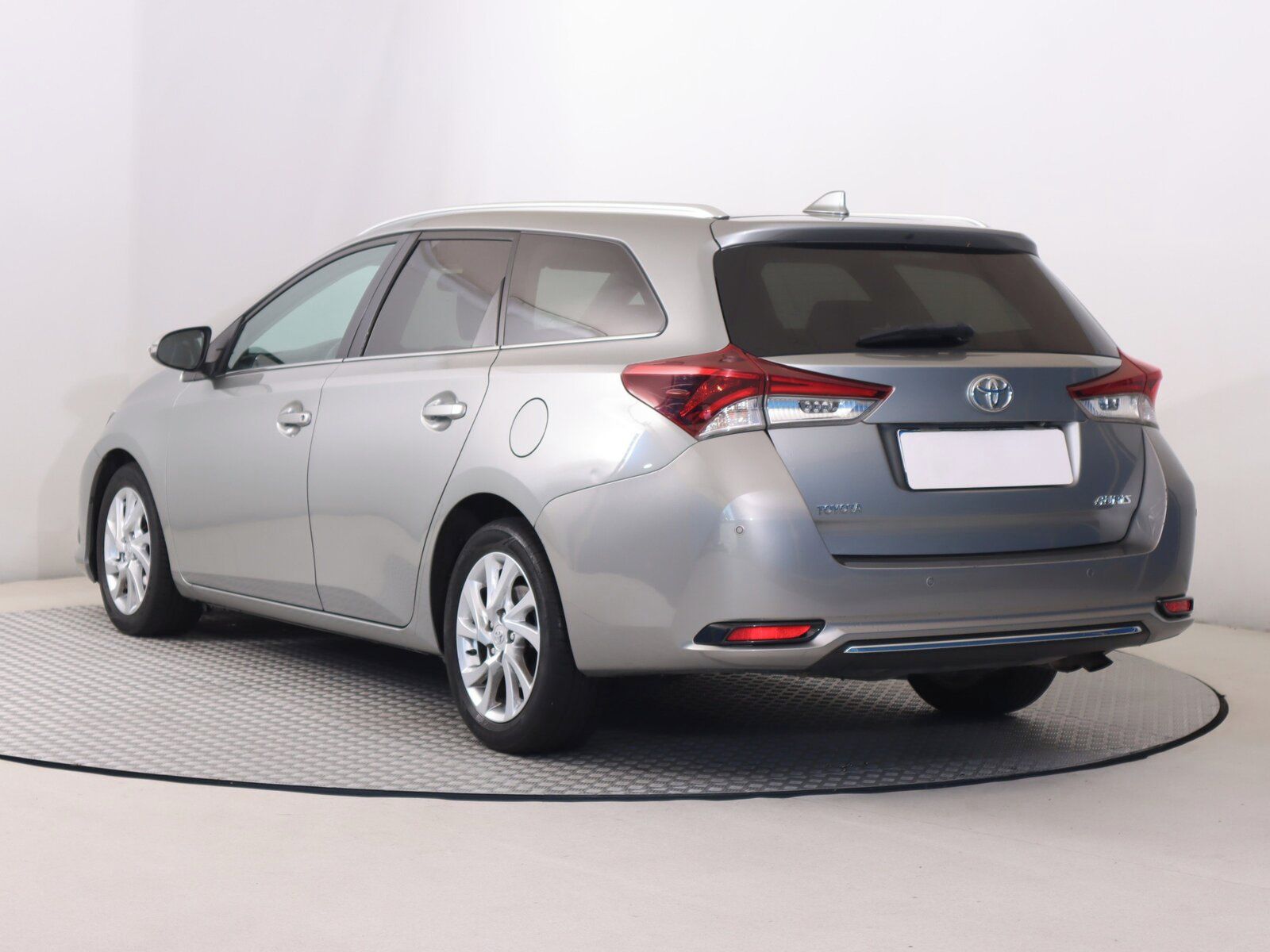 Toyota Auris, 1.6 D-4D - fotka 4