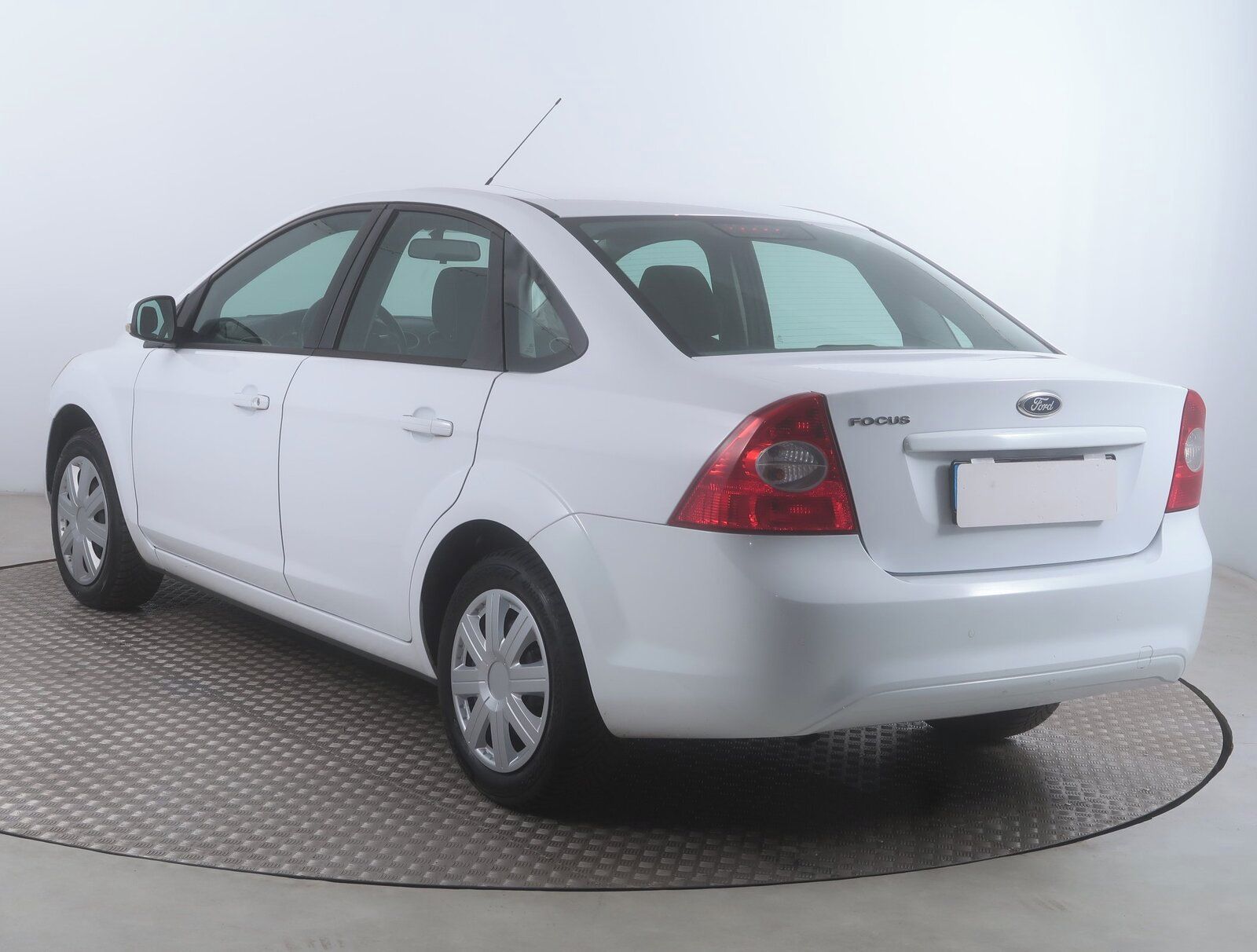 Ford Focus, 1.6 16V, Serv.kniha, po STK - fotka 4