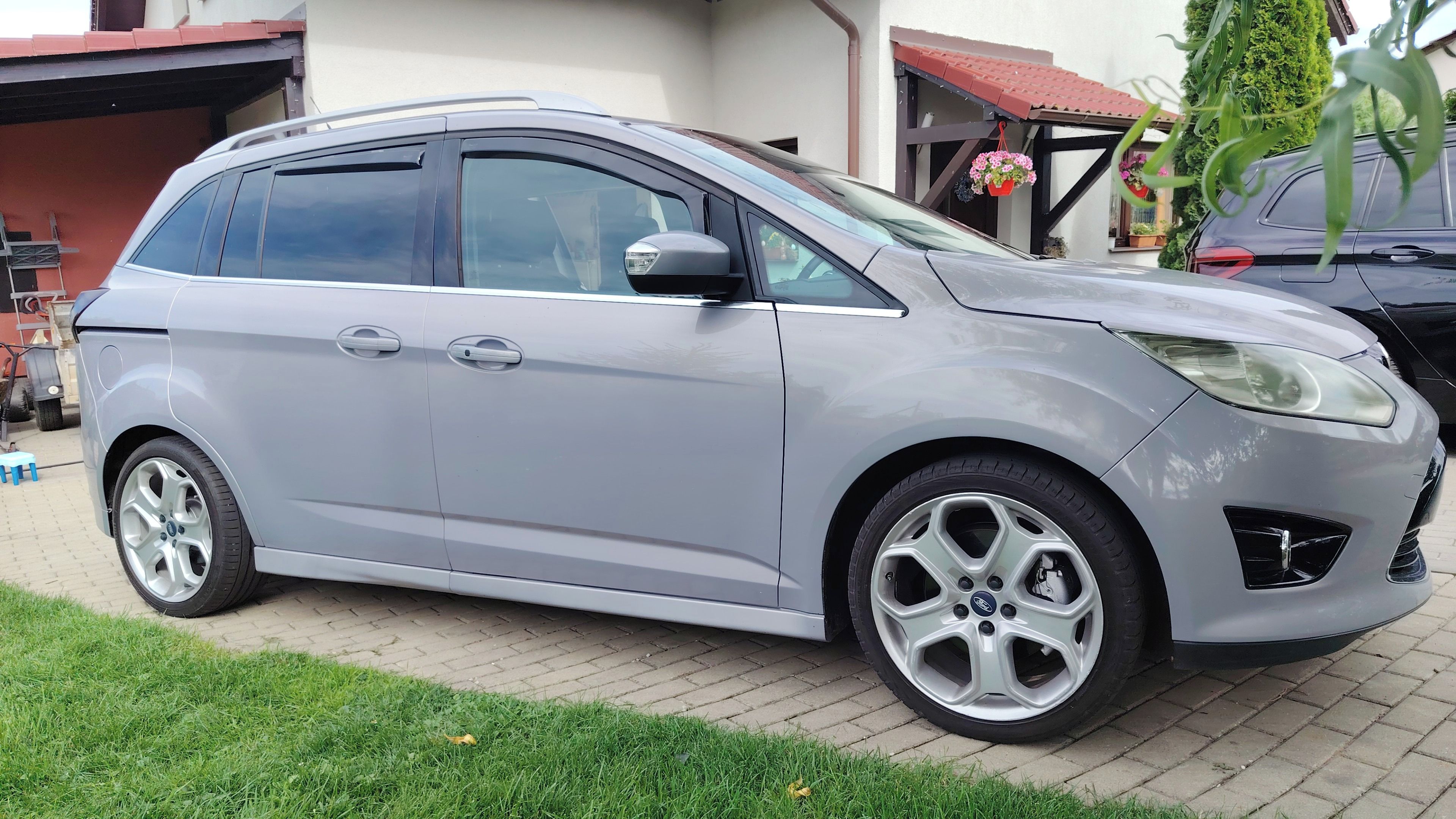 Ford Grand C-MAX, 1.6tdci 85lw - fotka 5