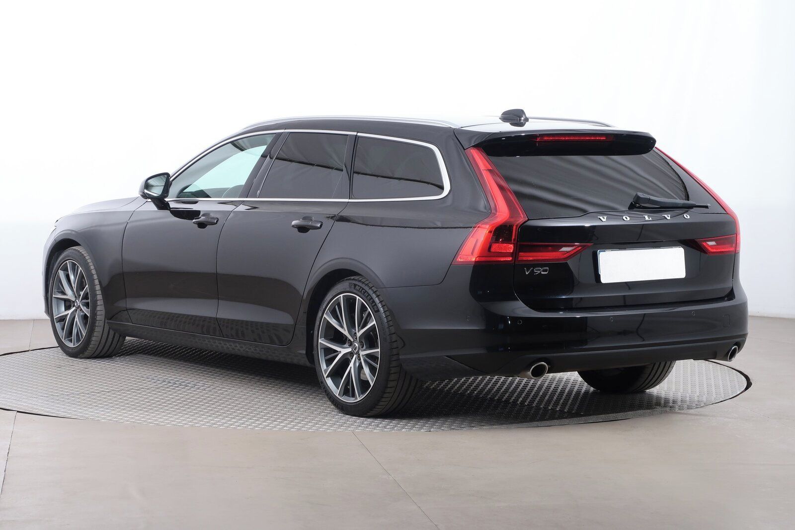 Volvo V90, D5 AWD, 4X4, Automat - fotka 4