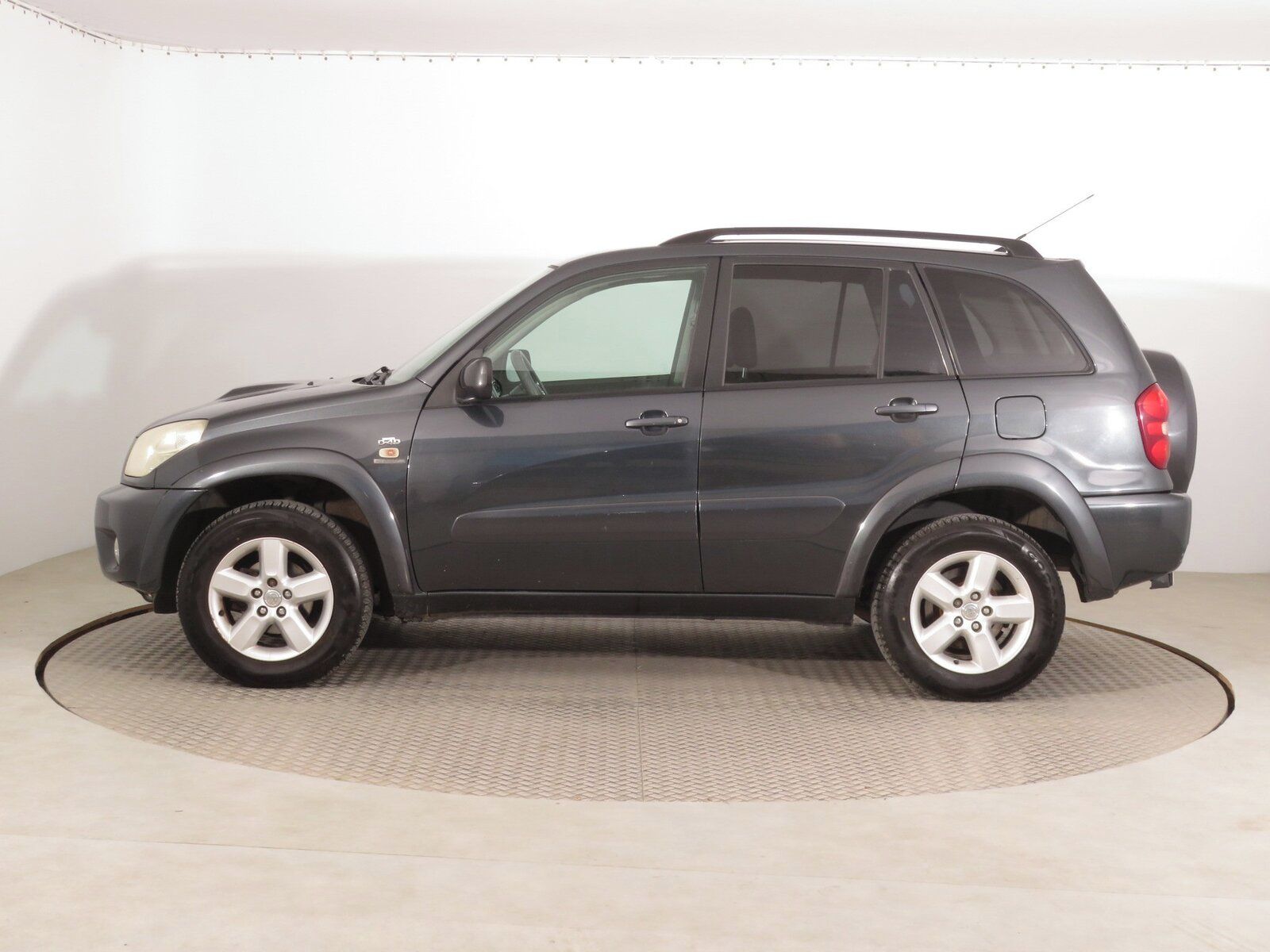 Toyota Rav4, 2.0 D-4D , 4X4, Serv.kniha - fotka 3