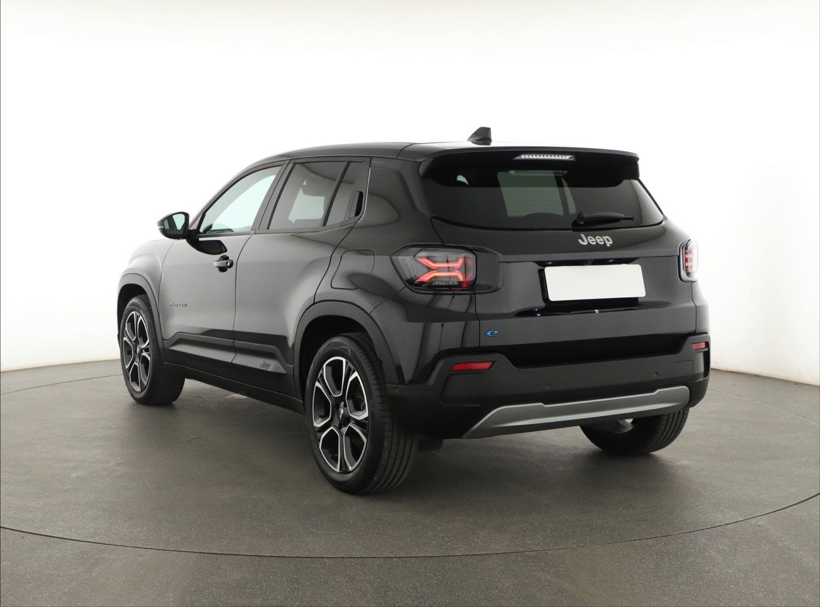 Jeep Avenger, 54 kWh, SoH 94%, Automat - fotka 4