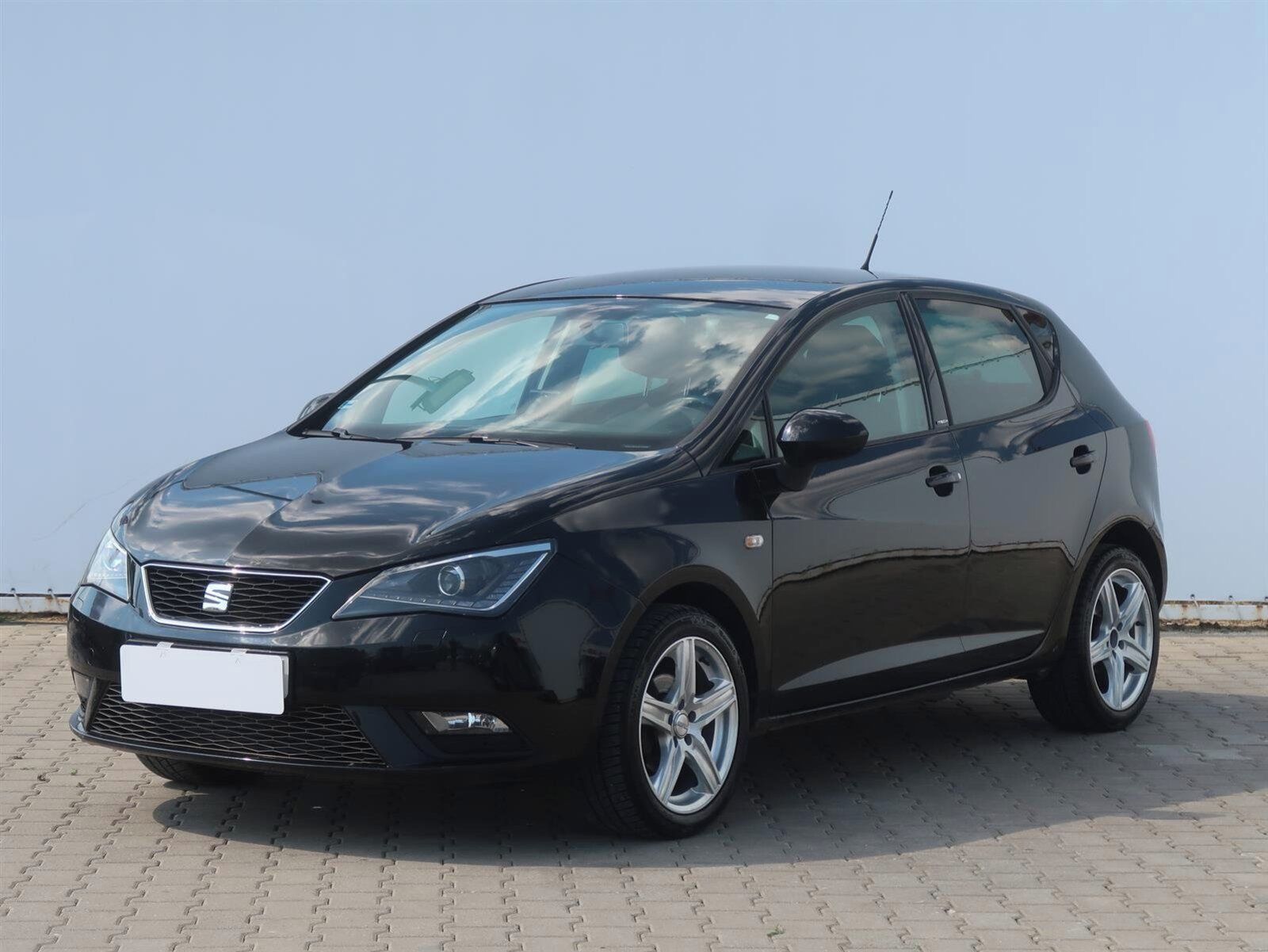 Seat Ibiza, 1.6 TDI - fotka 2