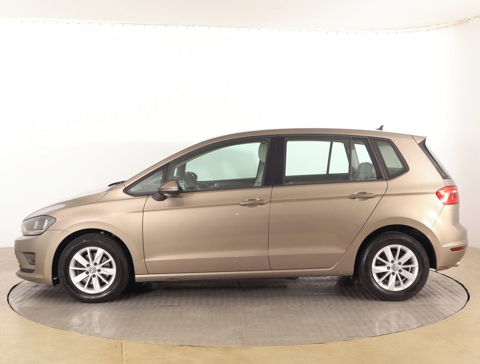 Volkswagen Golf Sportsvan, 1.4 TSI, Serv.kniha - fotka 3