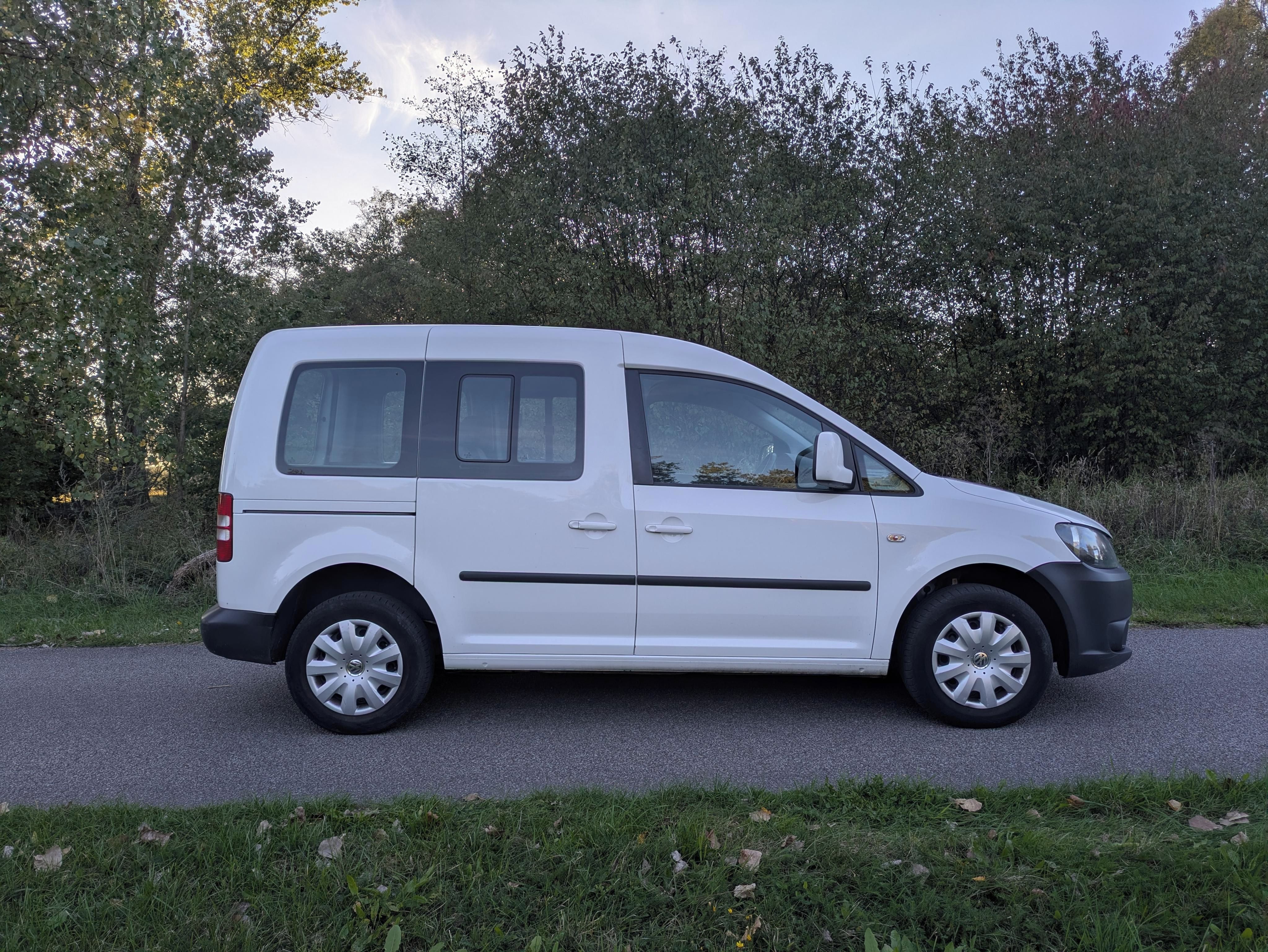 Volkswagen Caddy, 1.6 TDI, tažné/DPH, 2. majitel - fotka 4