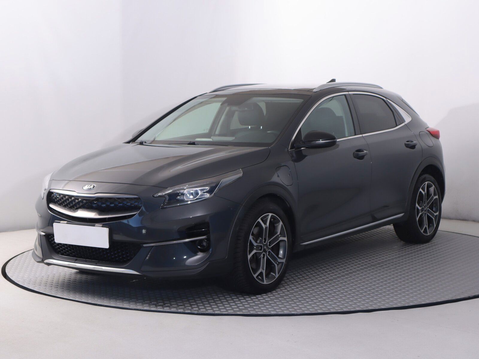 Kia XCee´d, Plug-in-Hybrid, Automat - fotka 2