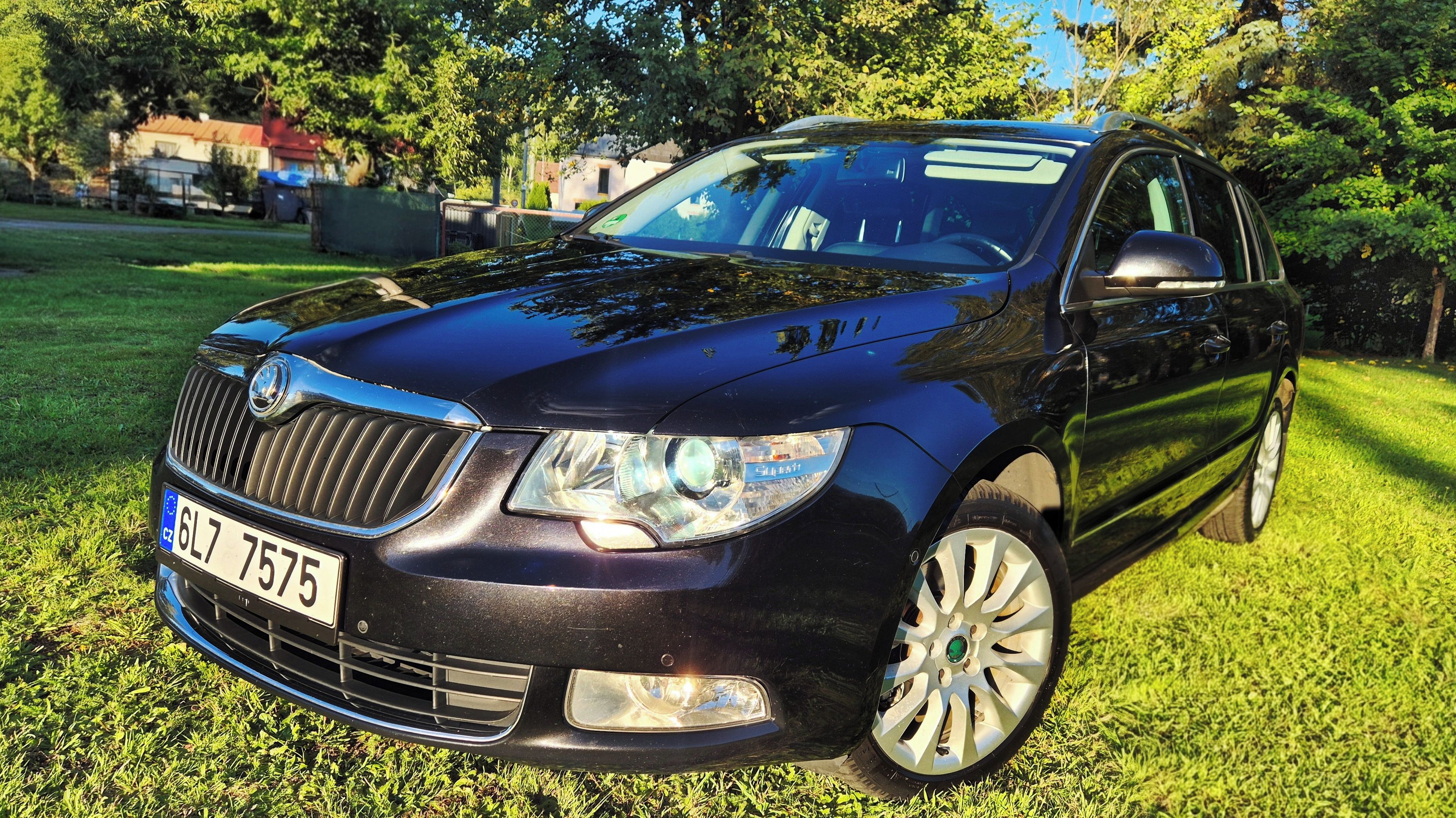 Škoda Superb, 2.0 TDI, 125 kW, Webasto - fotka 2