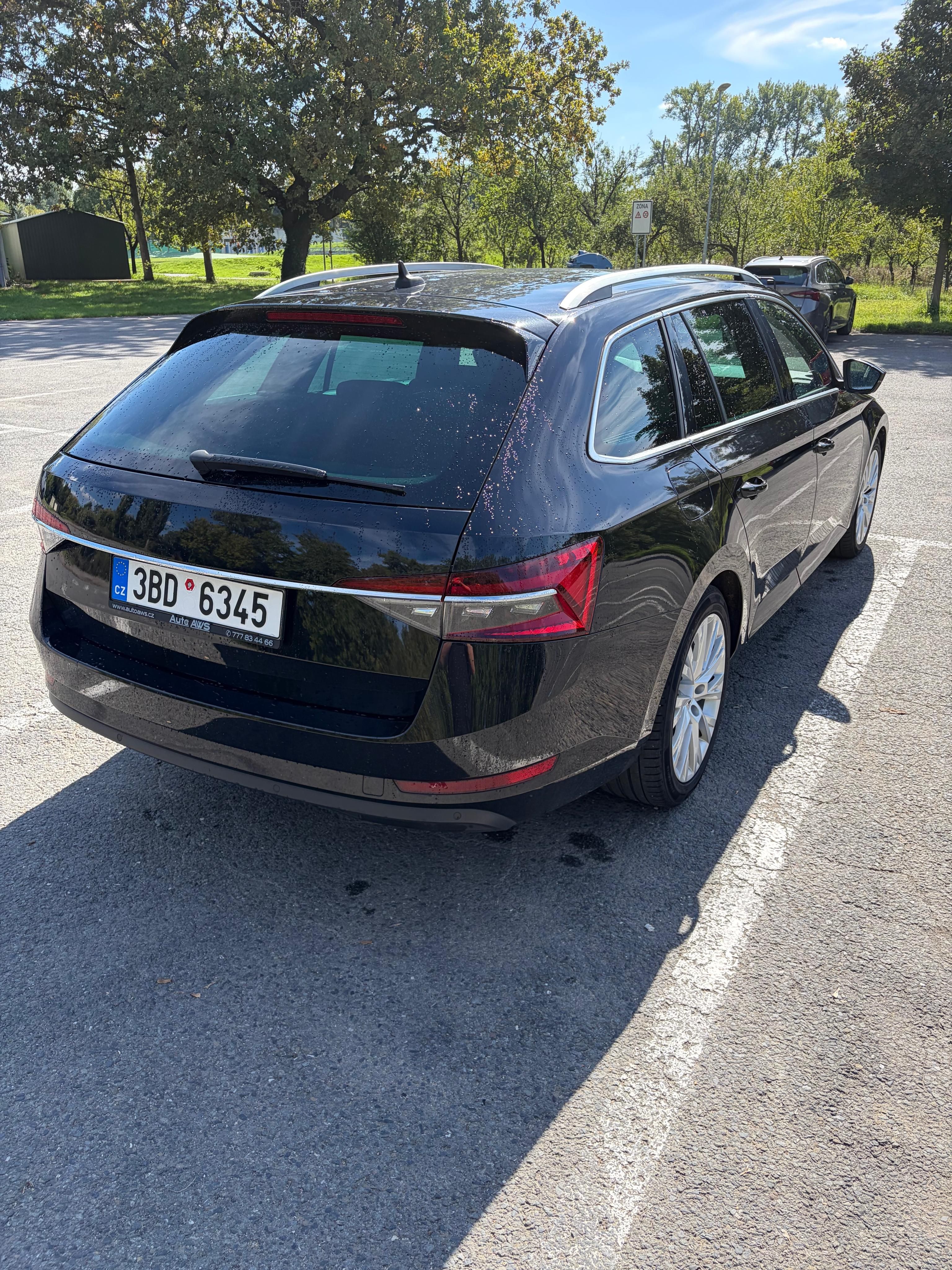 Škoda Superb, 2.0 TDI 140kw DSG - fotka 4