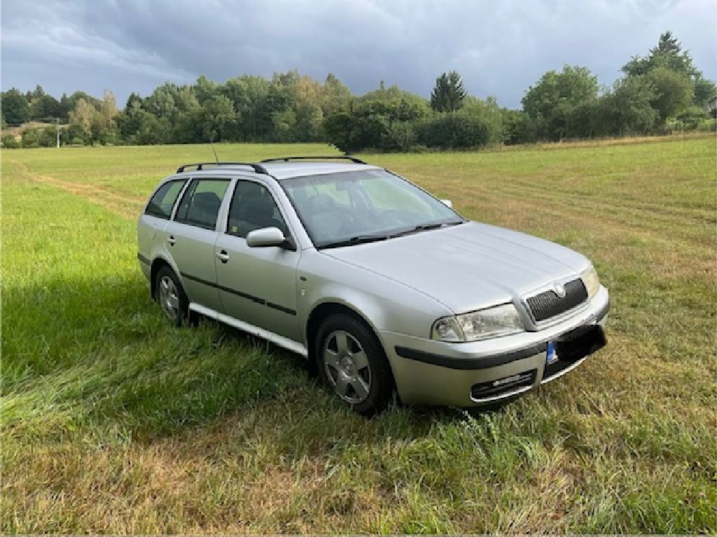 Škoda Octavia, 1.9 TDI, 66kw - fotka 2