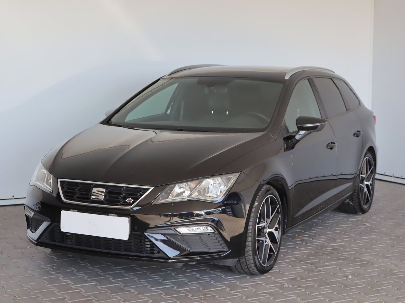 Seat Leon, 2.0 TDI, Automat - fotka 2