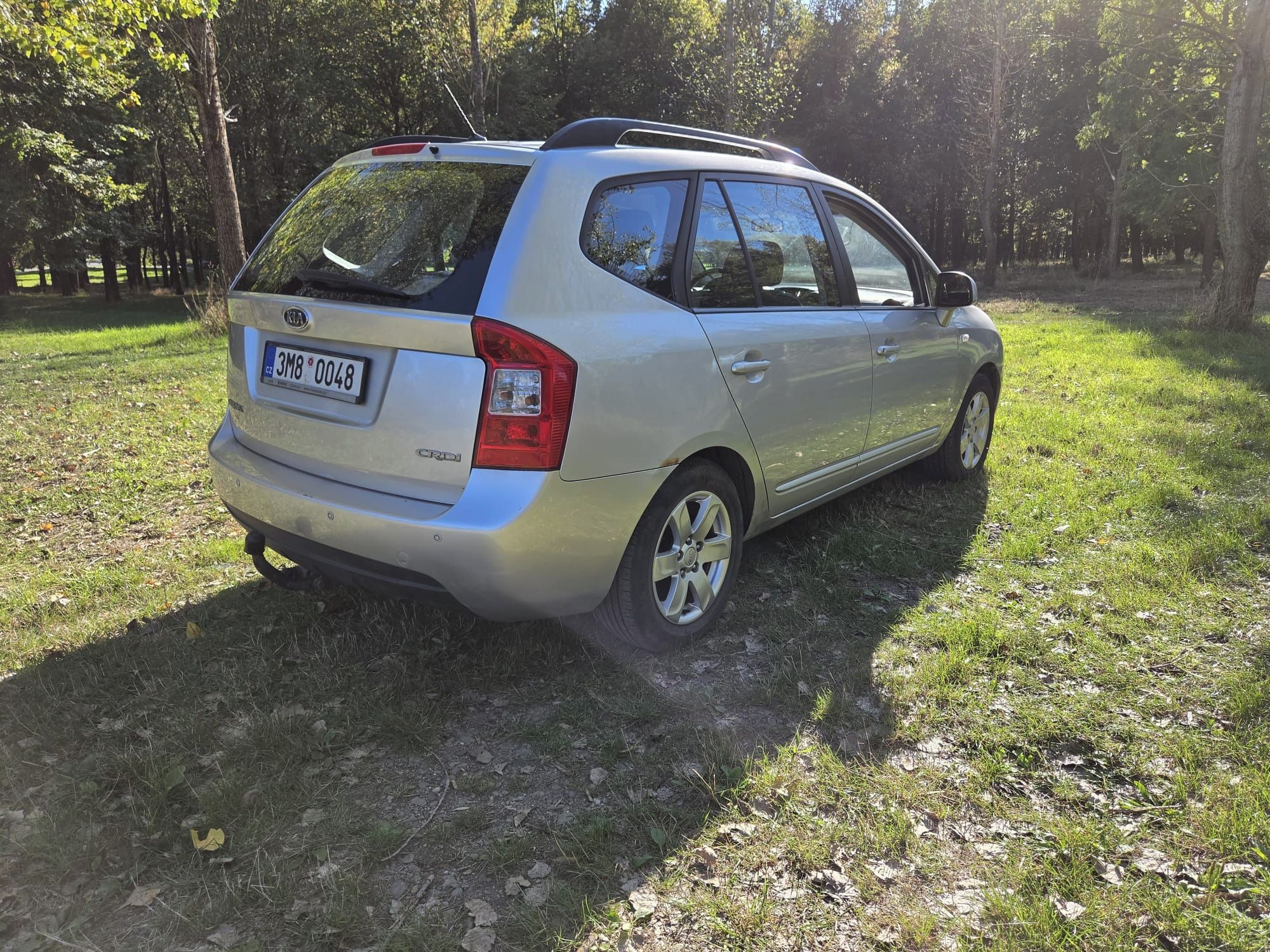Kia Carens, 2.0 tdi, 1. majitel - fotka 3
