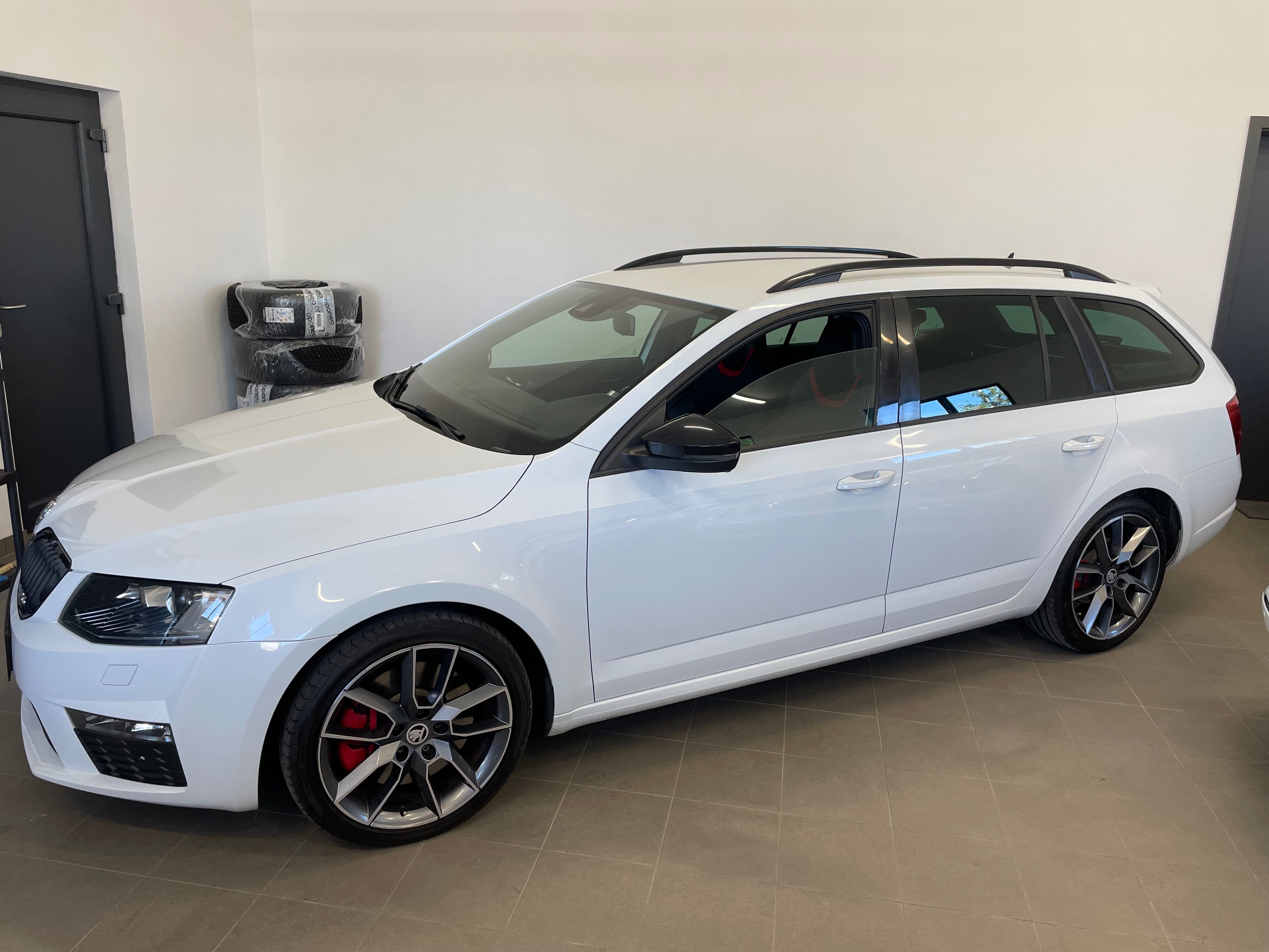 Škoda Octavia, RS 2,0 TSI 162 KW TOP STAV - fotka 3