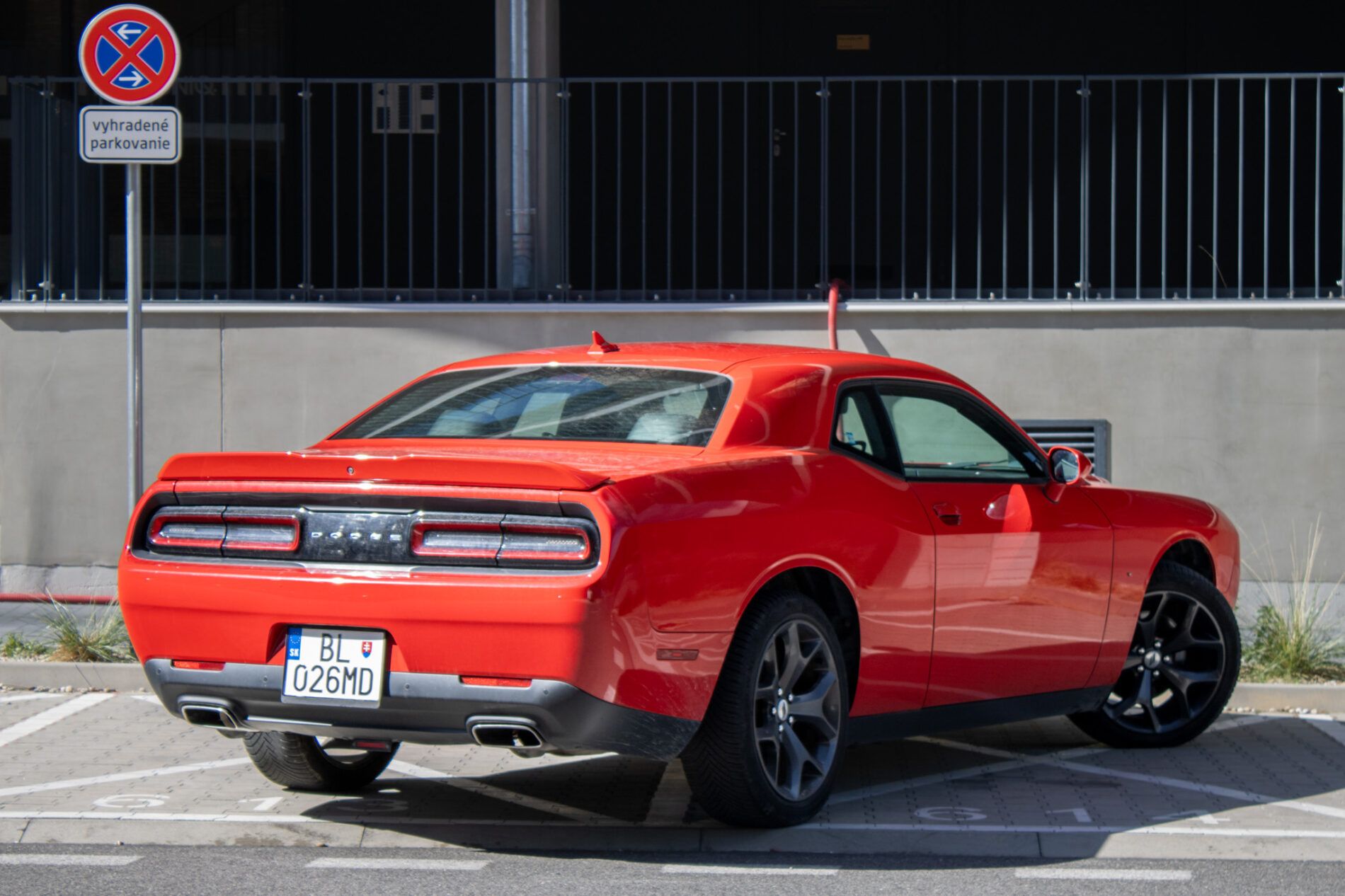 Dodge Challenger - fotka 5