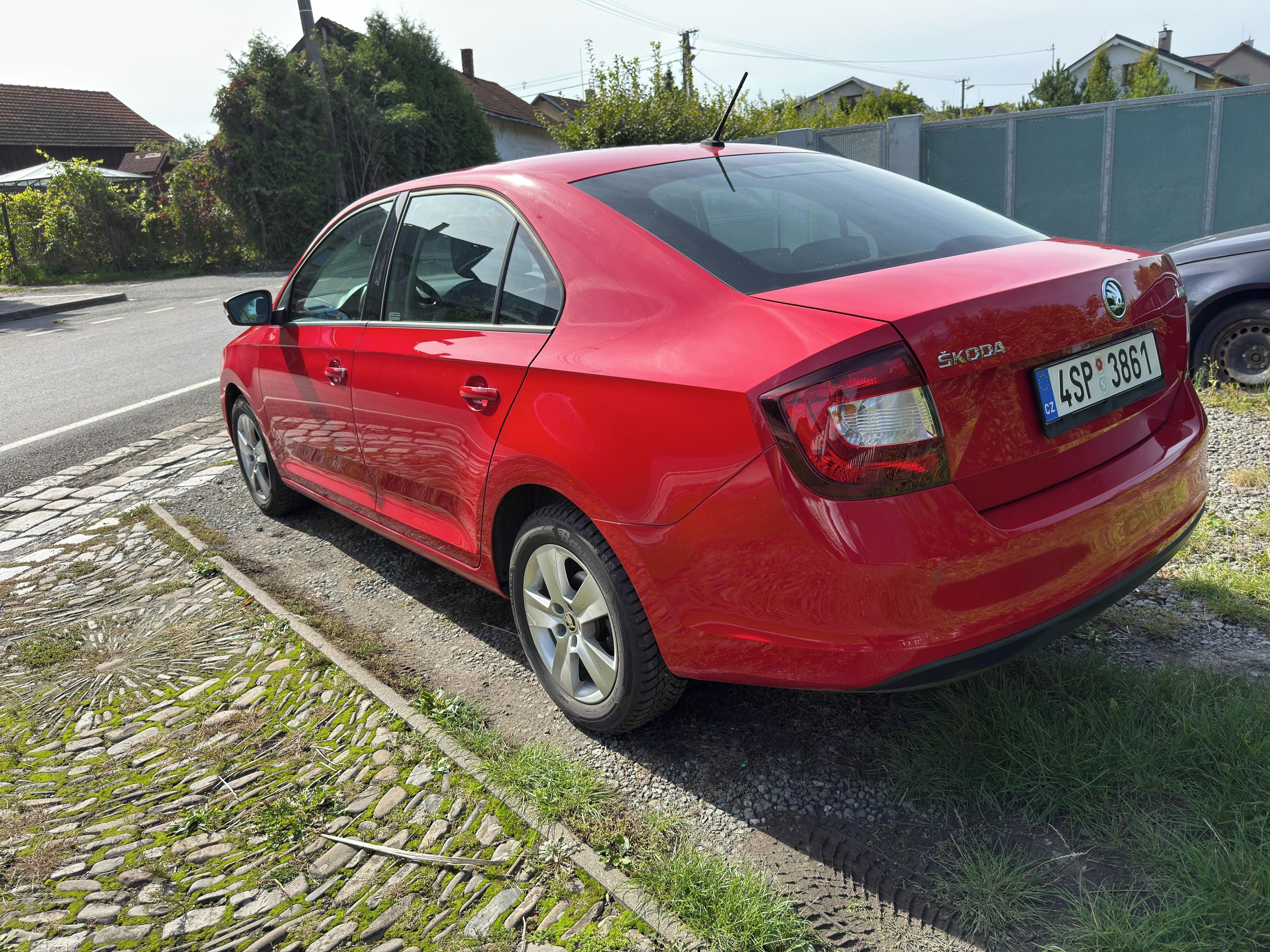 Škoda Rapid, 1.0 TSi 85KW 6kvalt - fotka 4