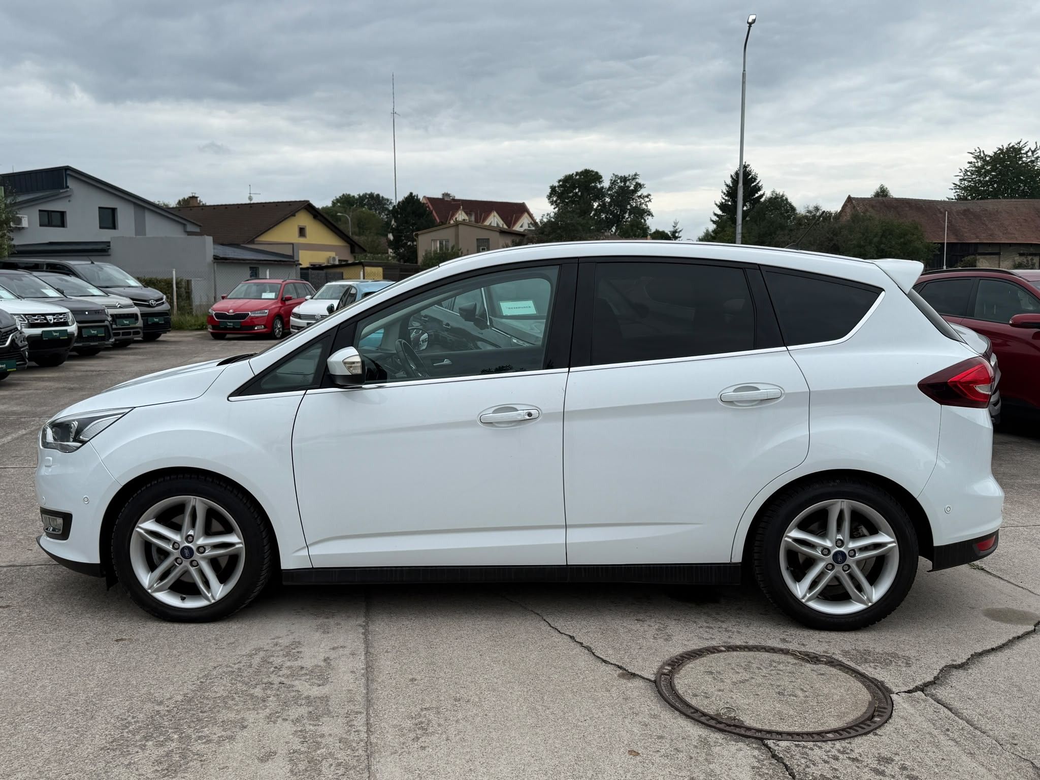 Ford C-MAX, 1.5 110 kW Eco Boost - fotka 3