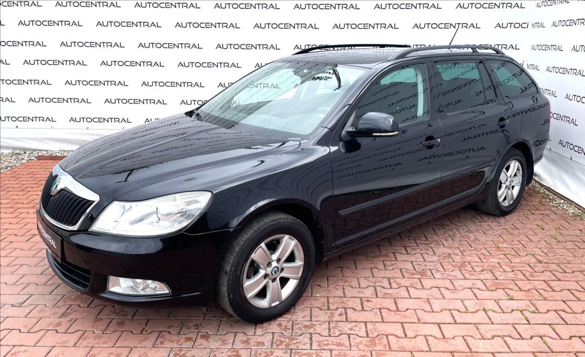 Škoda Octavia, 1,2 TSi,77kW,STK 9/28,serv.kn. - fotka 3