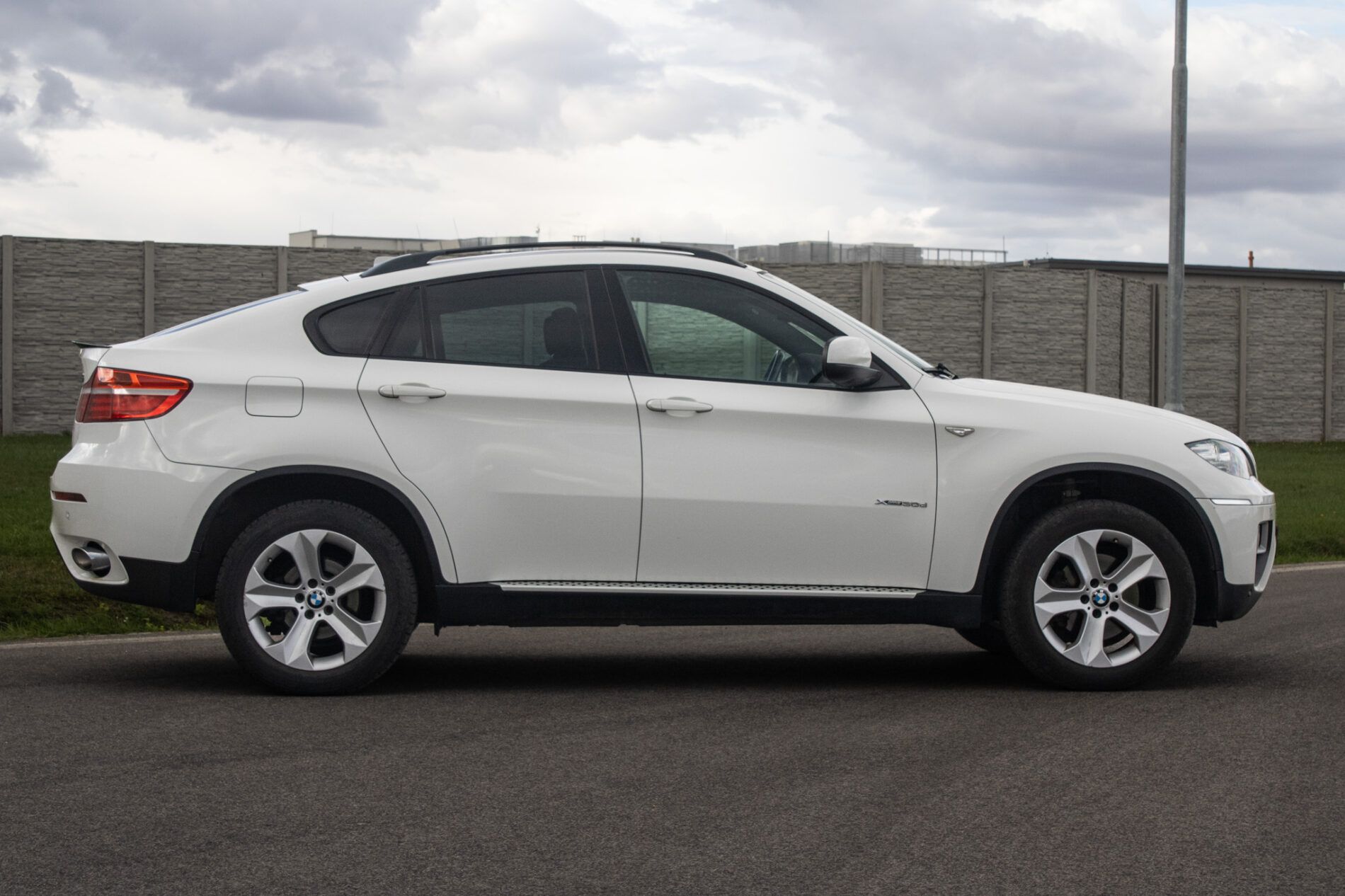 BMW X6 - fotka 5