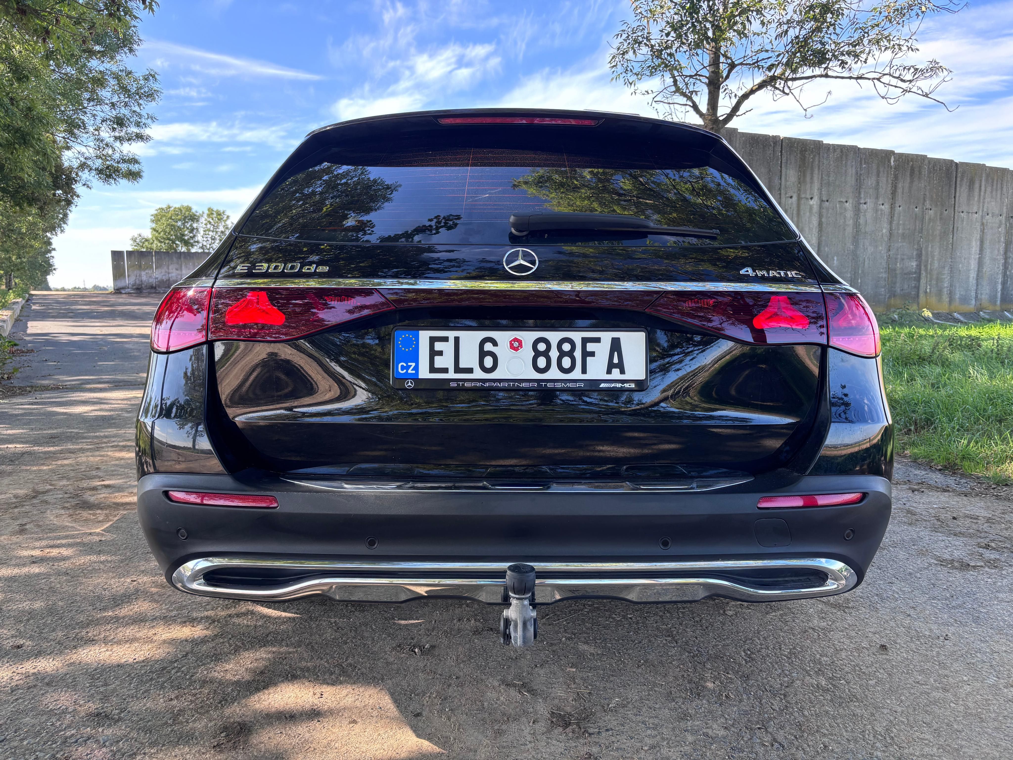 Mercedes-Benz Třídy E, 300DEALLTERAIN,4X4,235KW,VZDUC - fotka 5