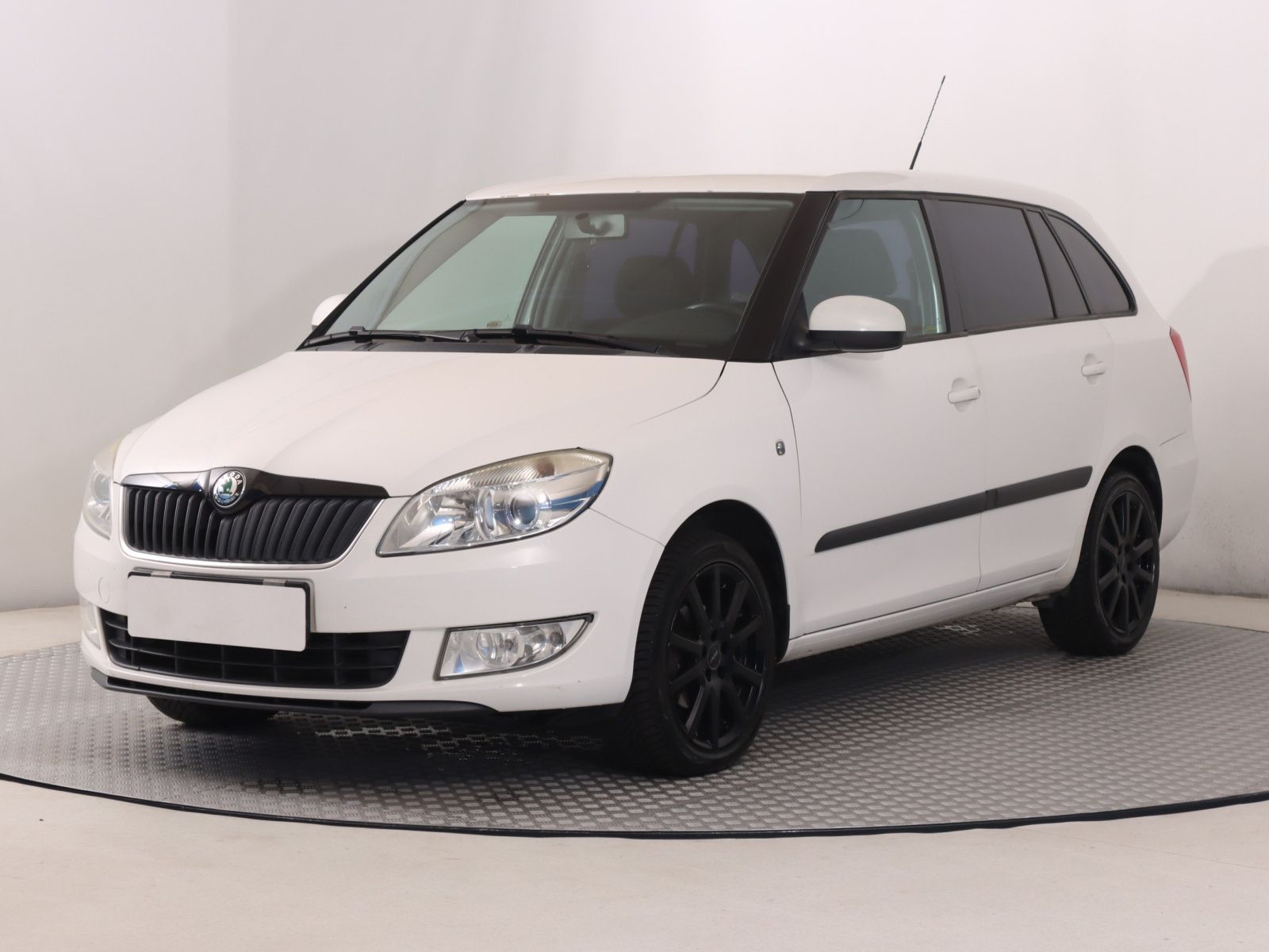 Škoda Fabia, 1.6 TDI, jezdí výborně - fotka 3