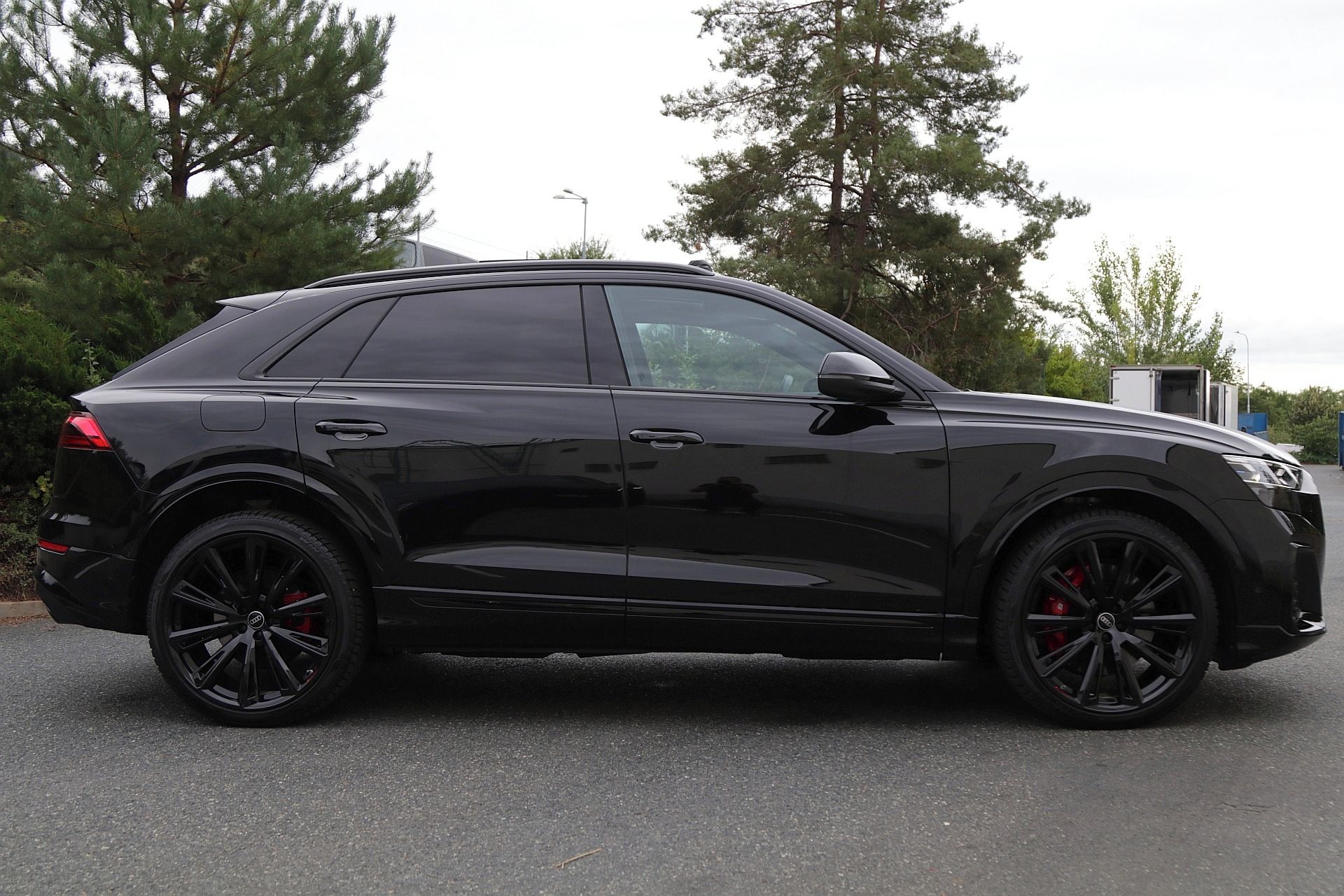 Audi SQ8, SportDif/Pano/HUD/TovZar/Laser - fotka 6