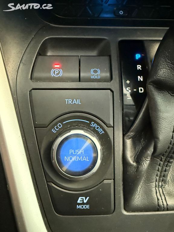 Toyota Rav4, fotka 25