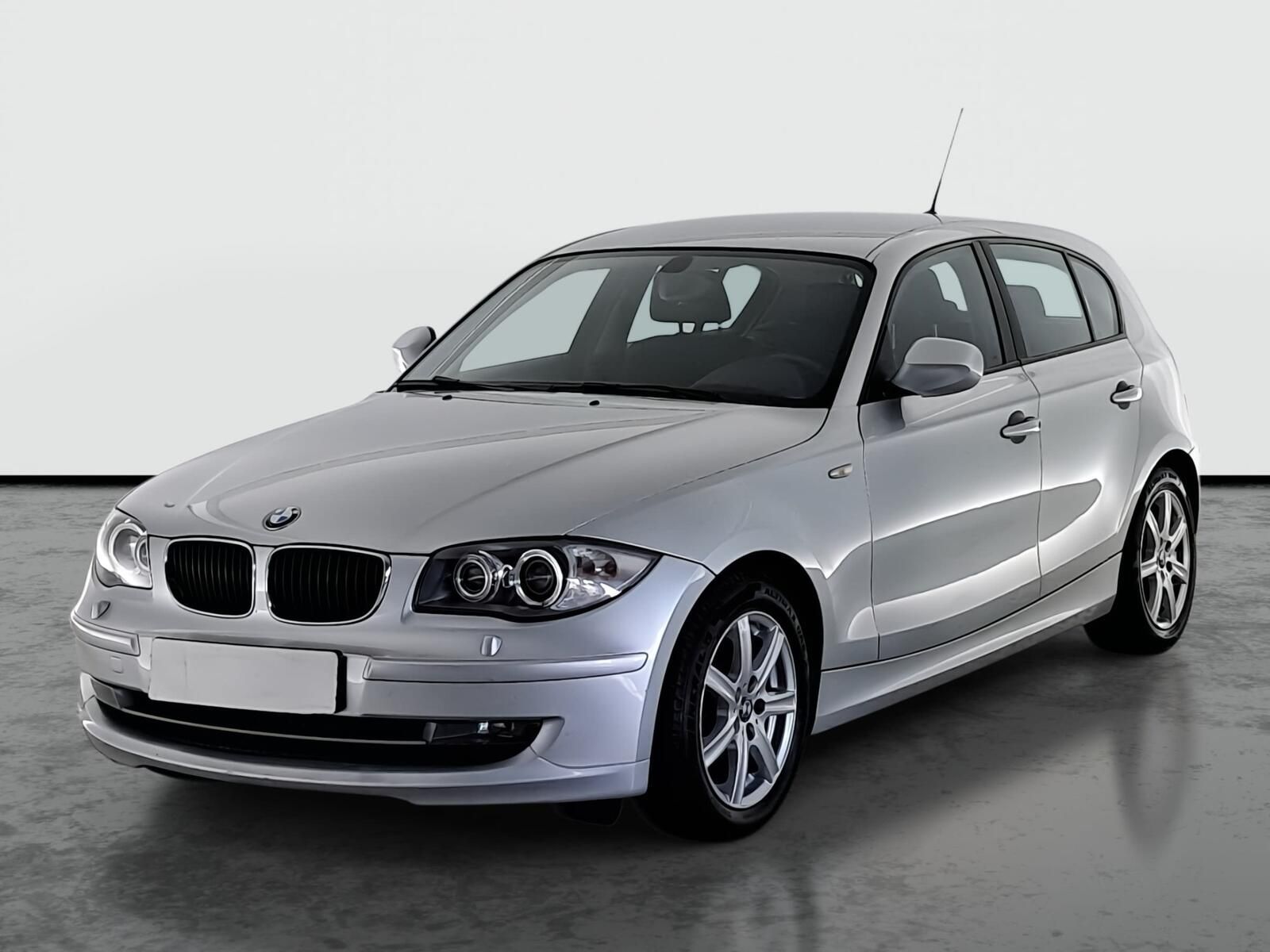BMW Řada 1, 116i, Kožené sedačky, Xenony - fotka 2