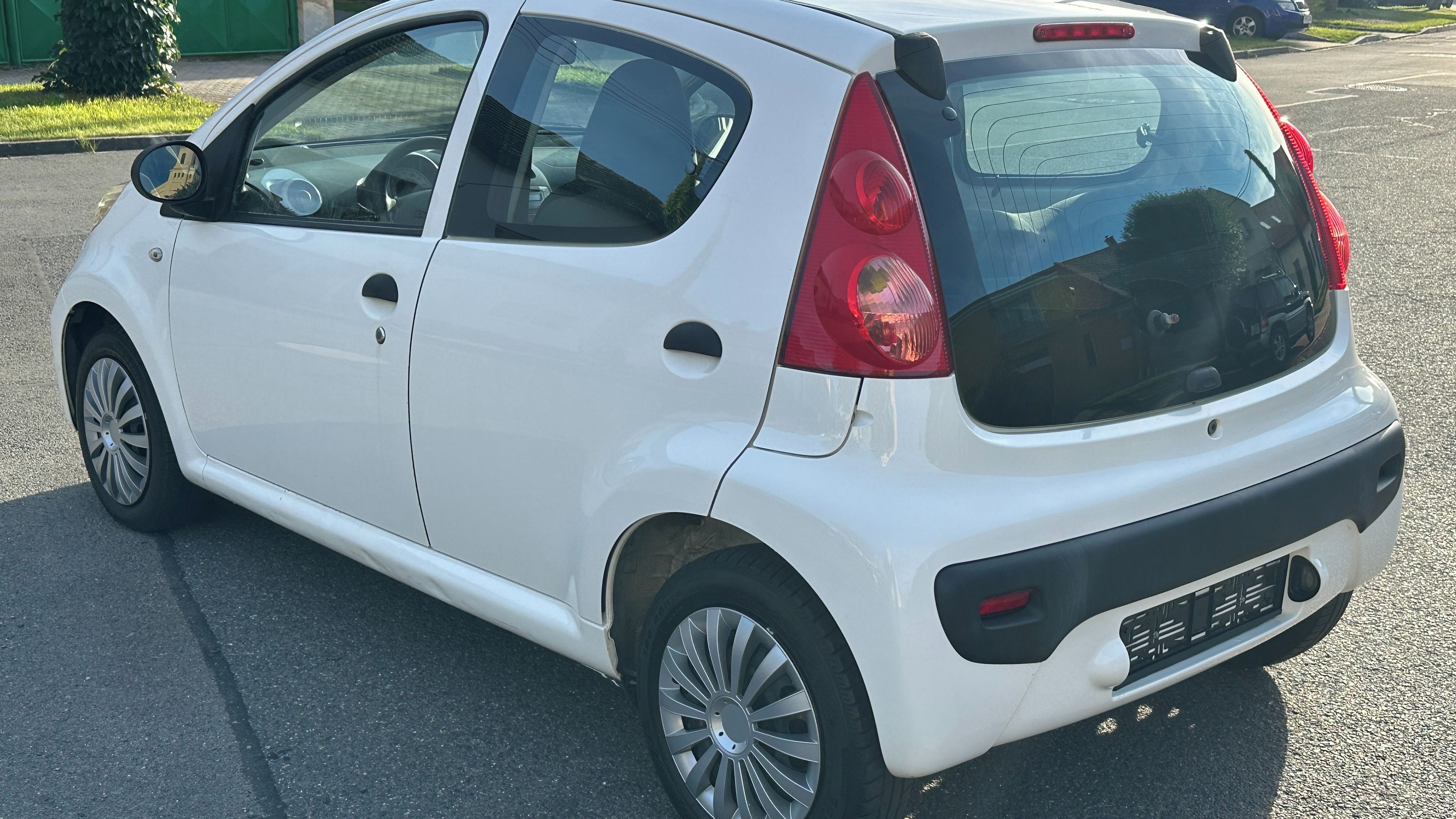 Peugeot 107, Peugeot 107, 1.0i, STK do 2028 - fotka 4
