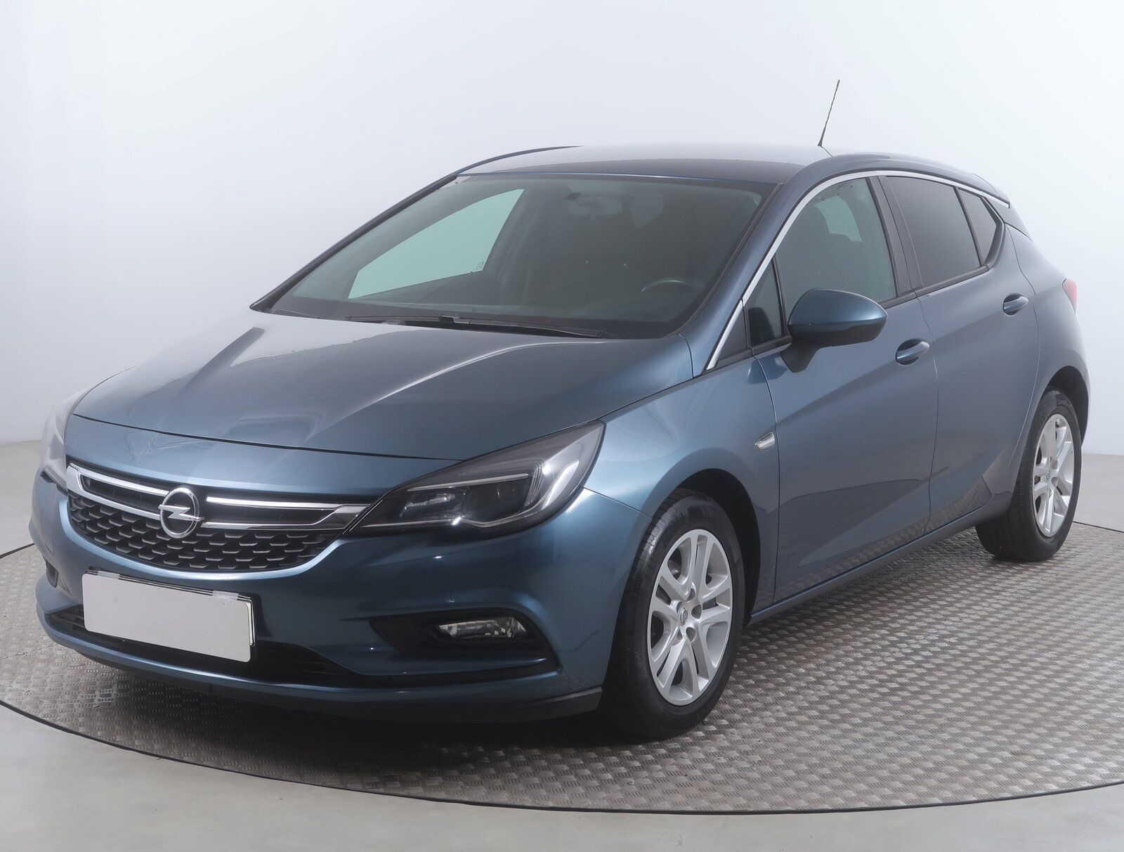 Opel Astra, 1.4 T, Serv.kniha - fotka 2