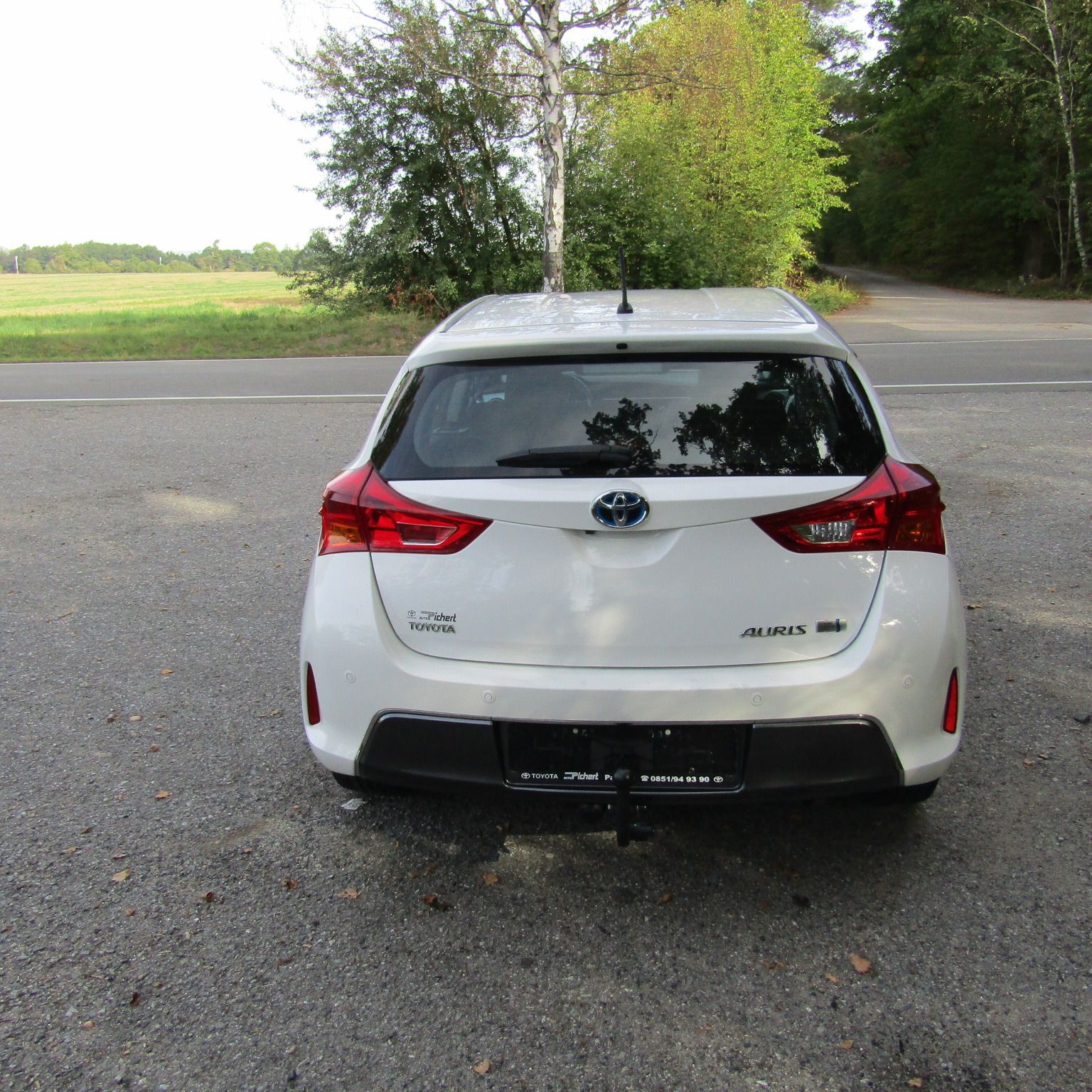 Toyota Auris, 1,8i 73kw HYBRID, NAJETO 45tkm - fotka 6