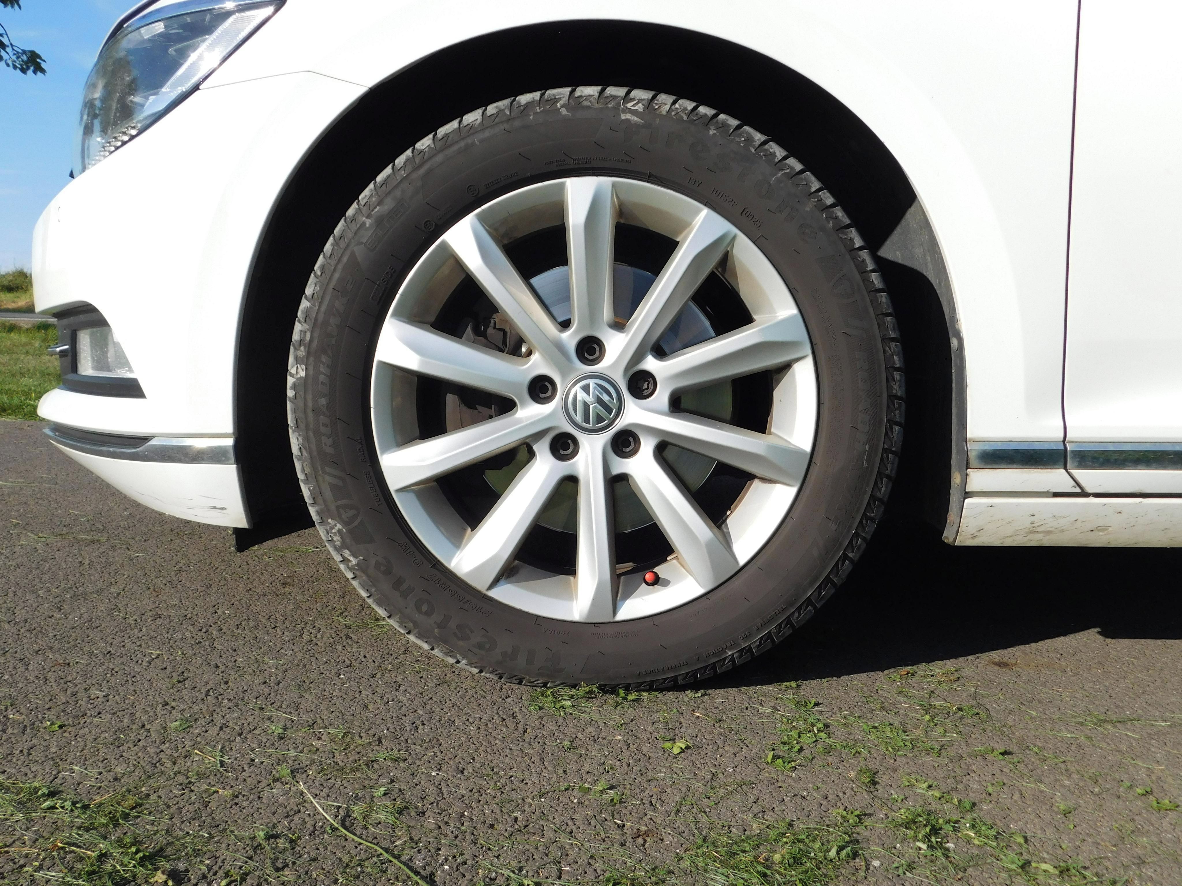 Volkswagen Passat, 2.0 TDi výborný stav - fotka 6
