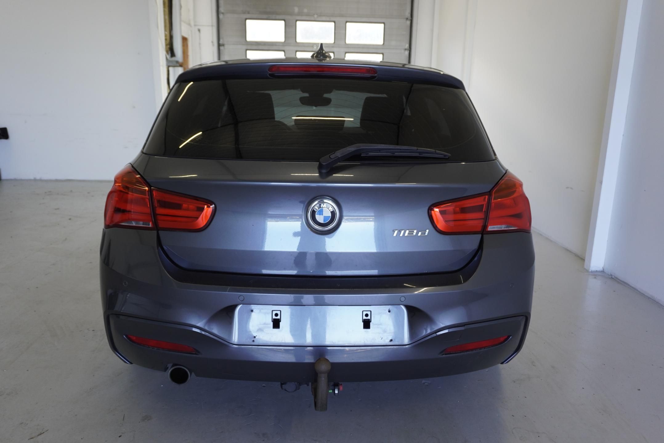 BMW Řada 1, 2,0 M-SPORT AUT. - fotka 6