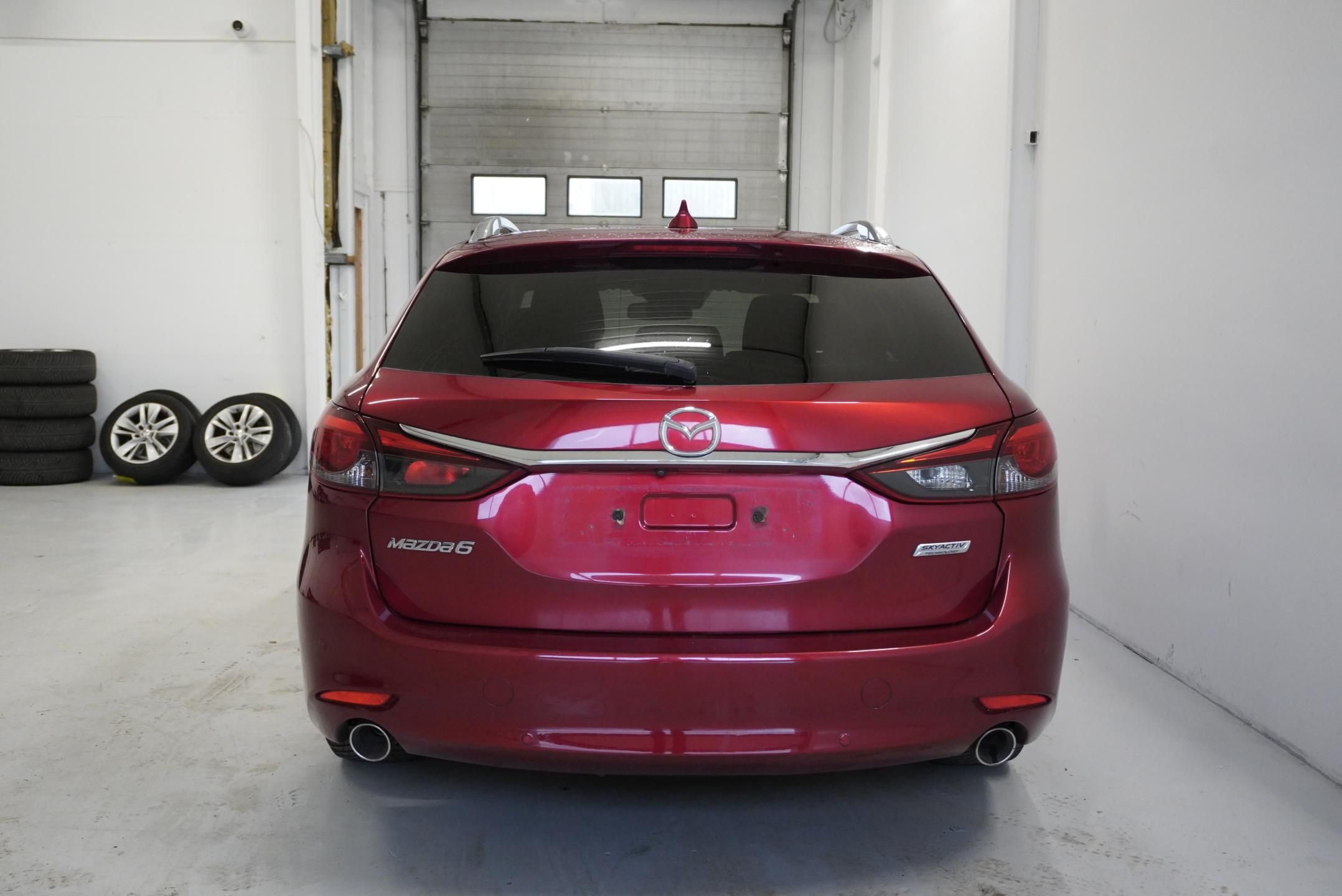 Mazda 6, 2.2 SKYACTIV-D PREMIUM AUT. - fotka 6
