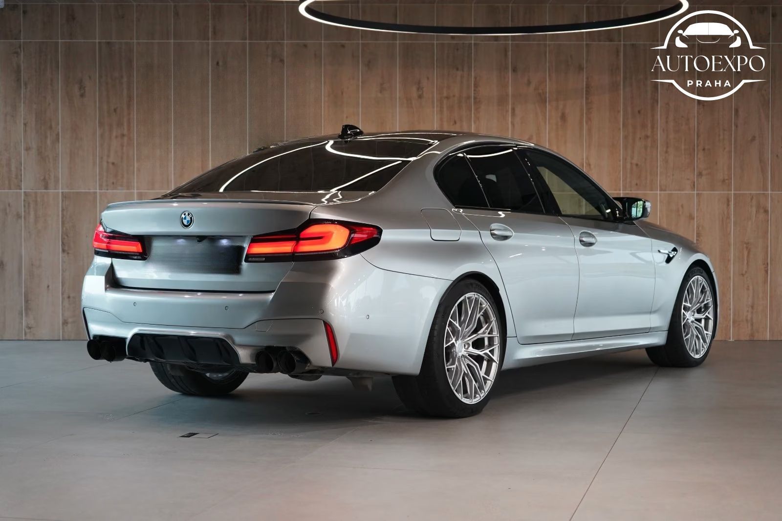 BMW M5, Massage*Head-up*Harman-Kardon - fotka 5