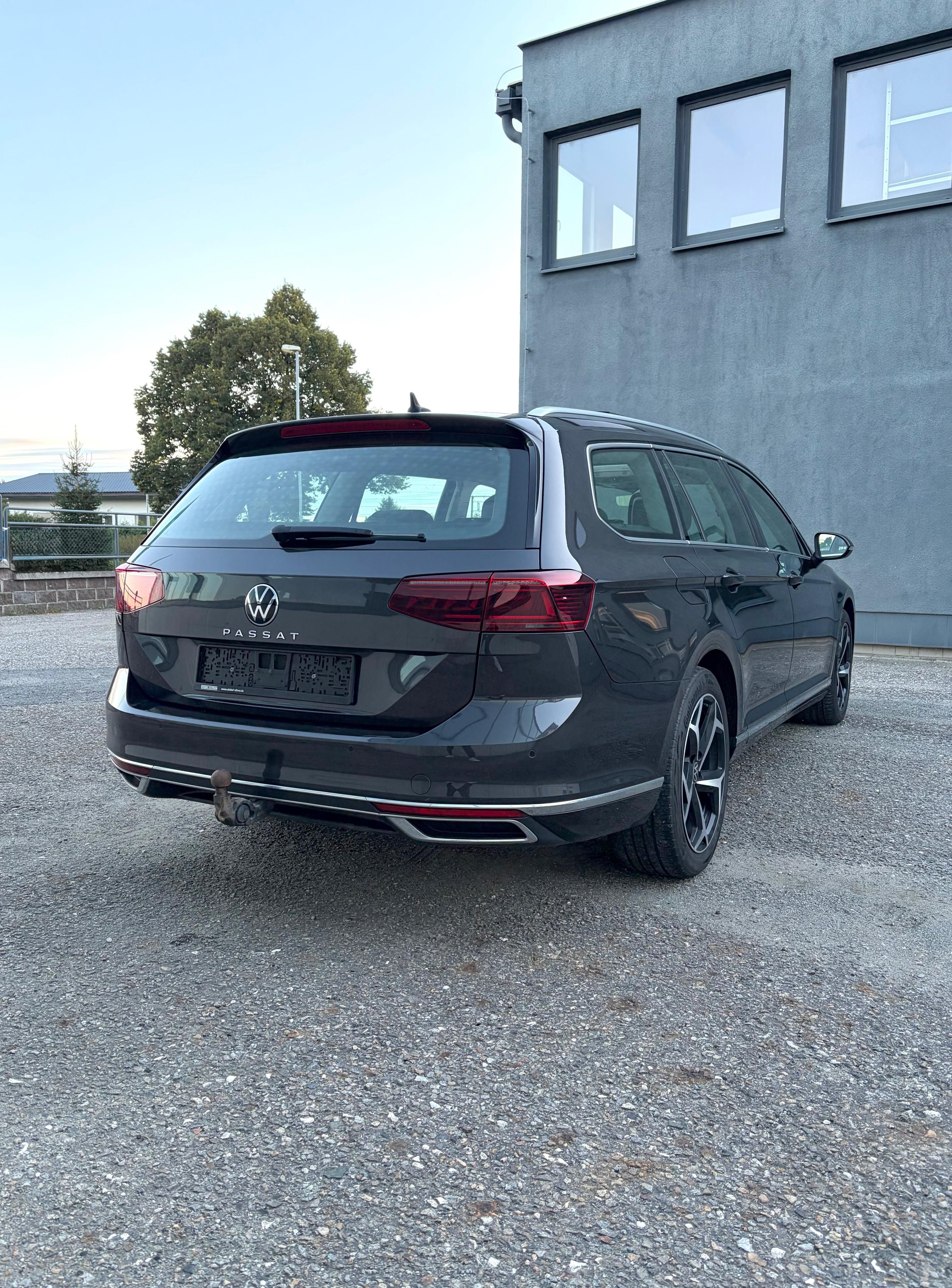 Volkswagen Passat, 2.0TDI 110kw ELEGANCE TAŽNÉ - fotka 6