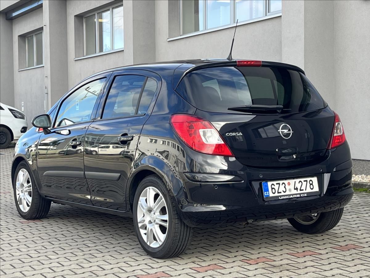 Opel Corsa, 1,2 16V  Edition 111 AT - fotka 3