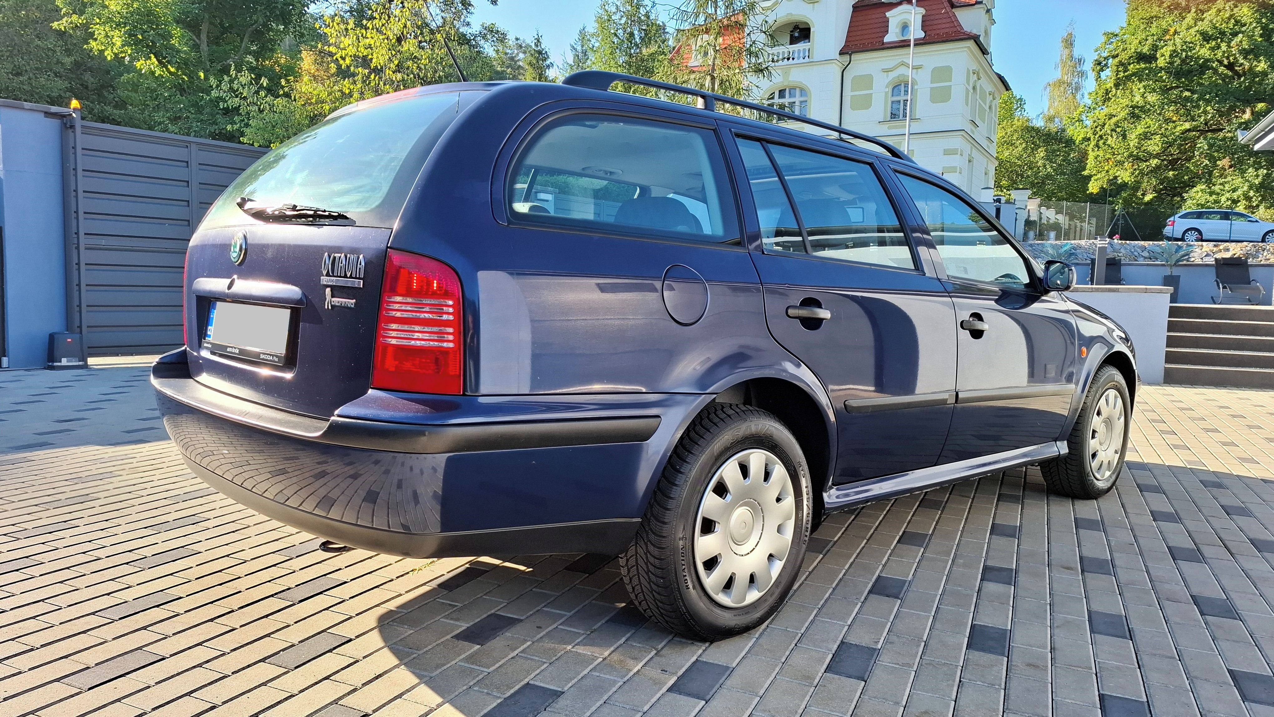 Škoda Octavia, 1,6i SR - 74kw. JEZDÍ HEZKY - fotka 5