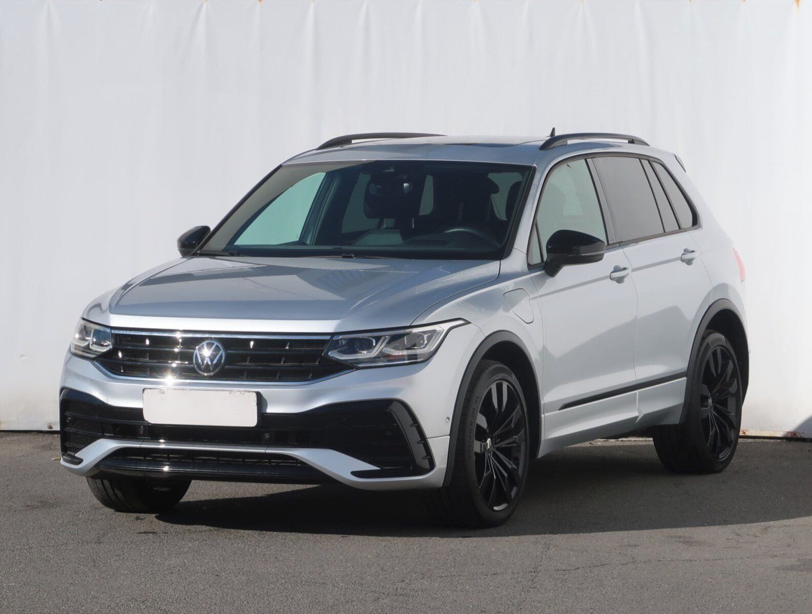 Volkswagen Tiguan, 1.4 TSI eHybrid, R-Line - fotka 3